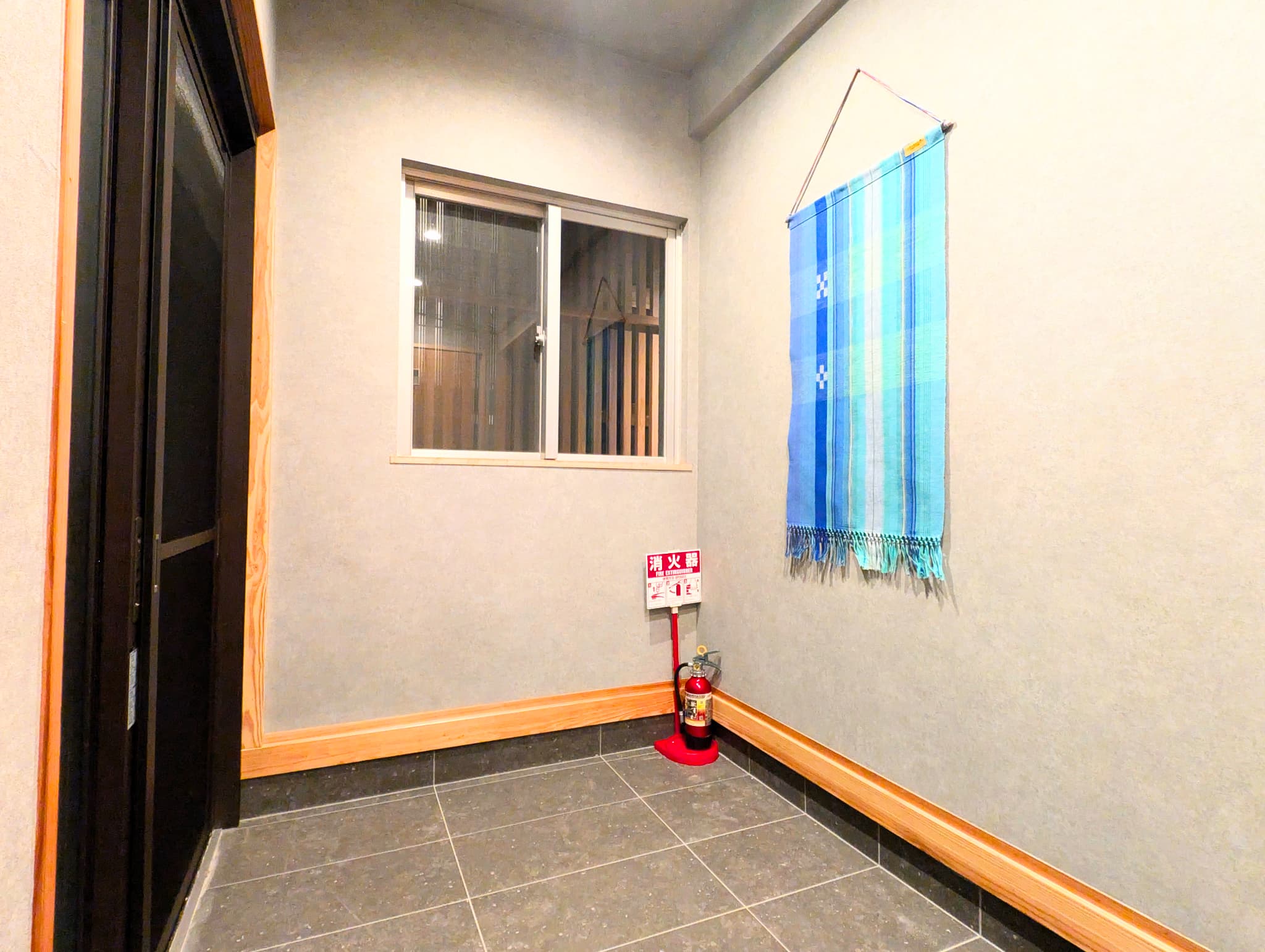 CHURA　エントランス