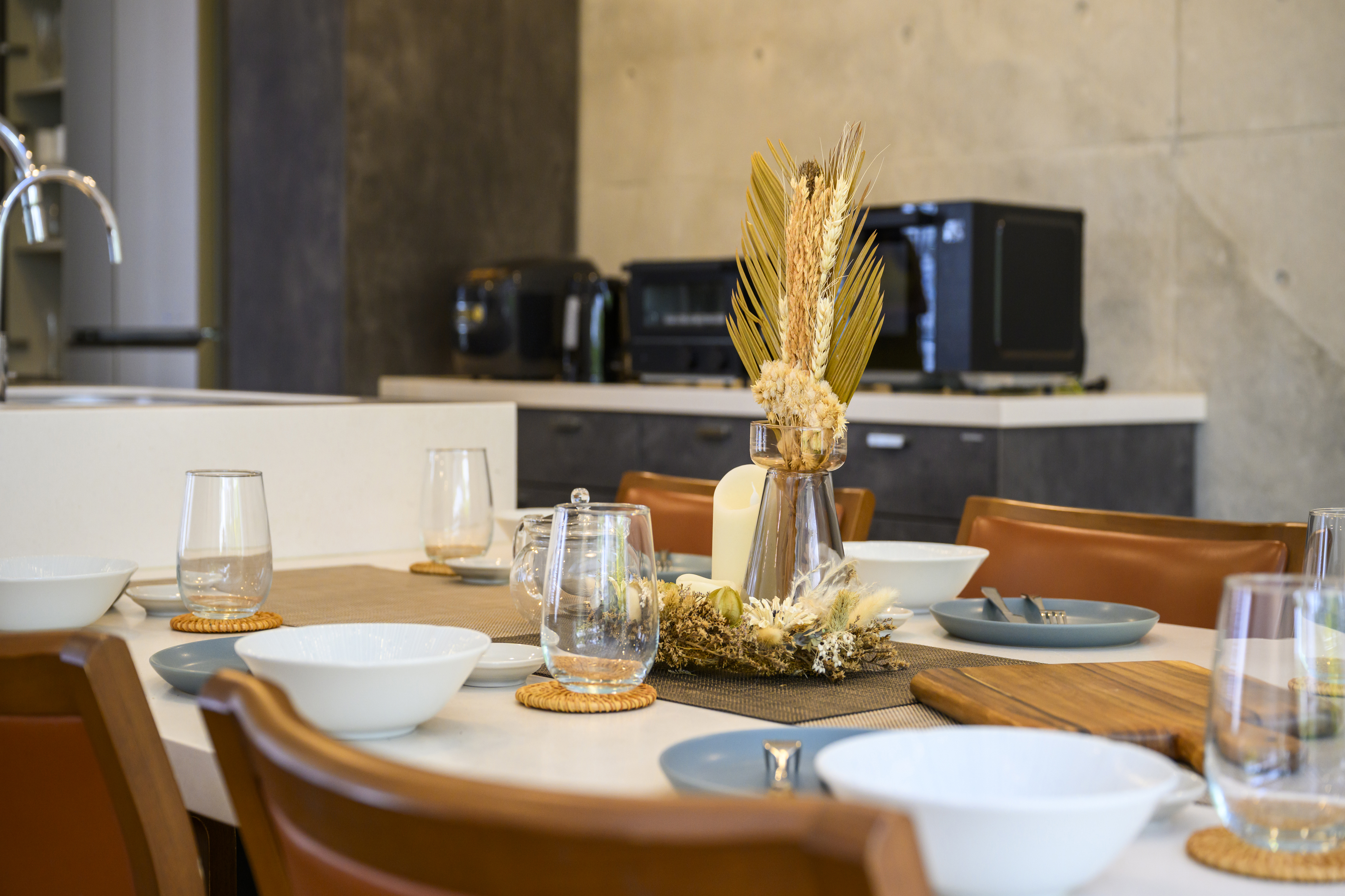 ダイニングテーブル