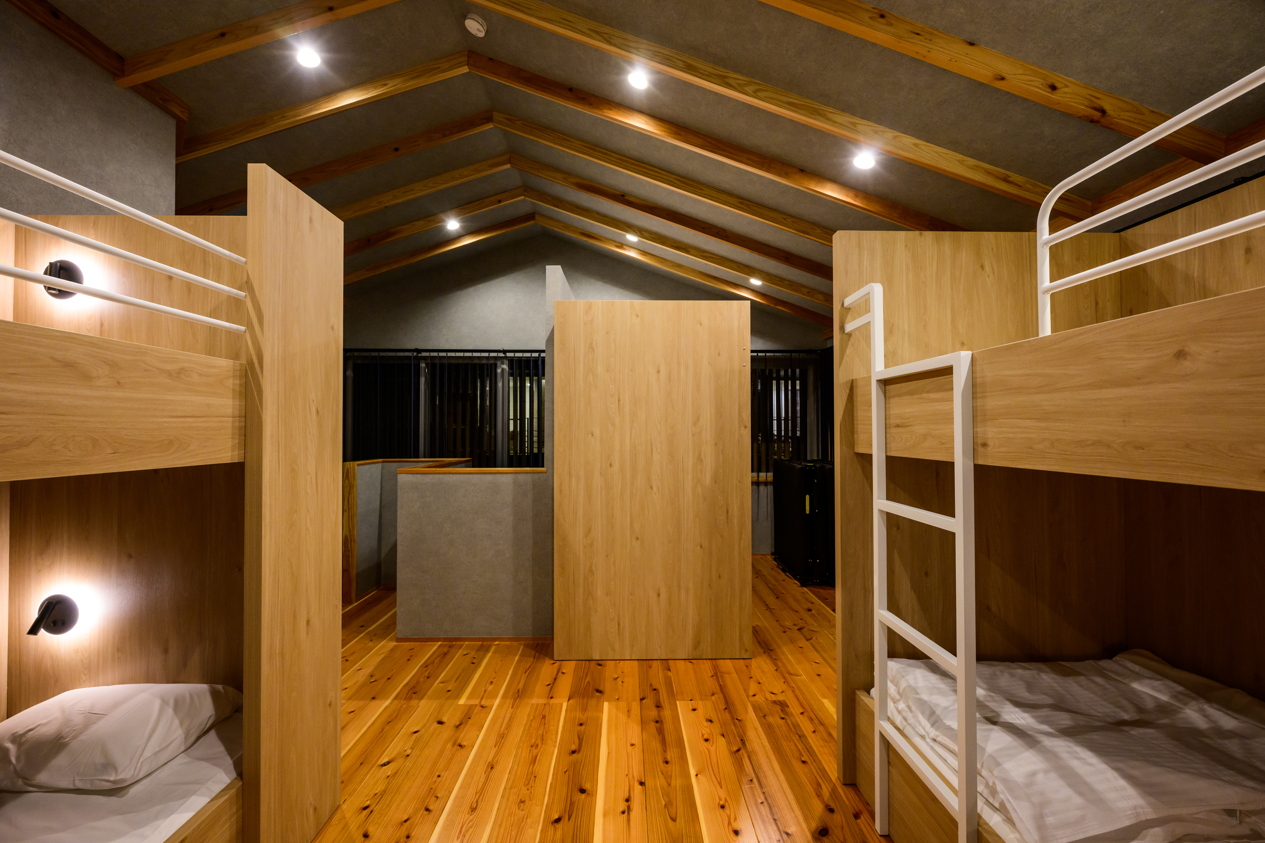 CHURA　2Fベッドルーム