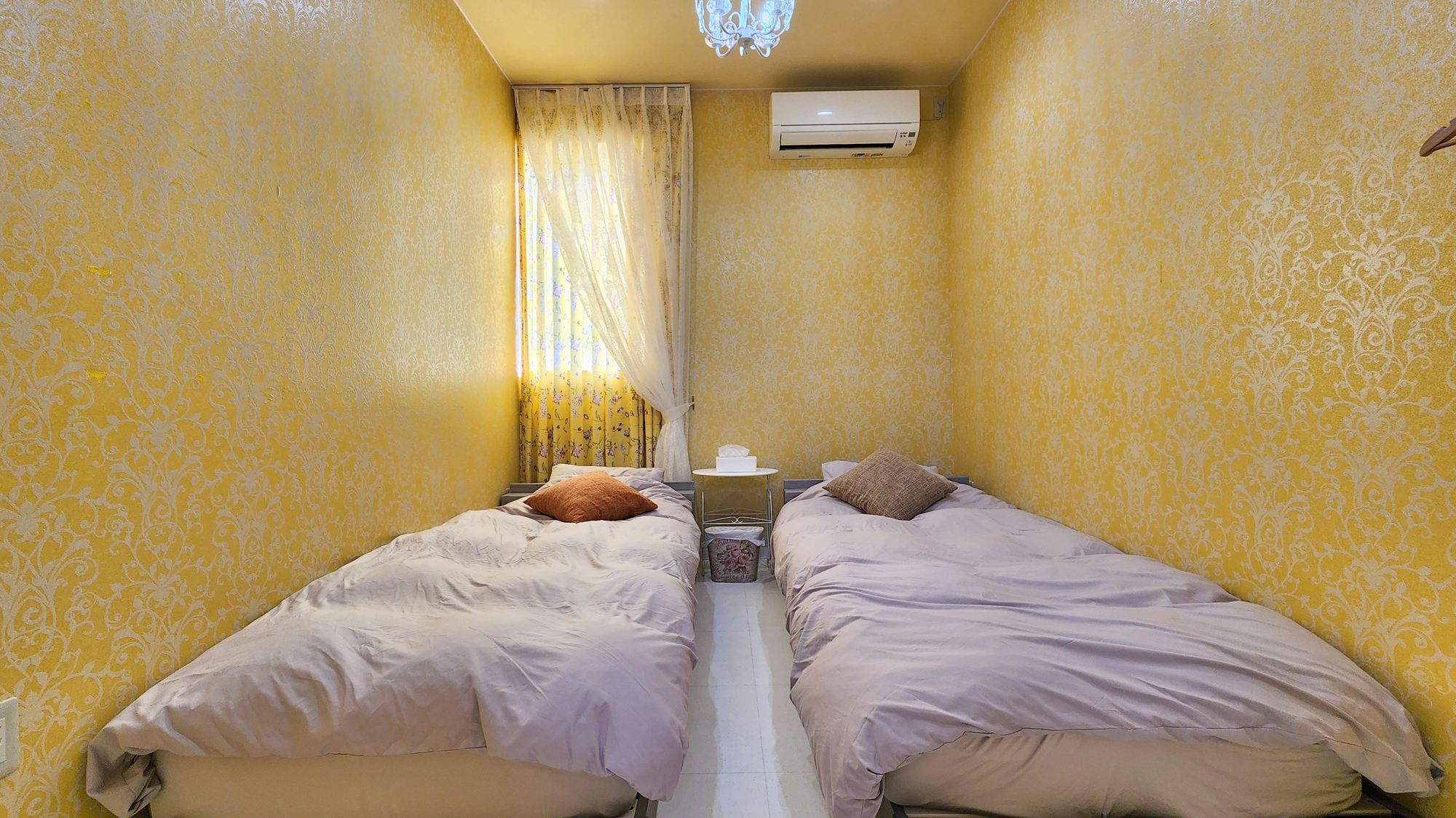 【客室】イエロールーム