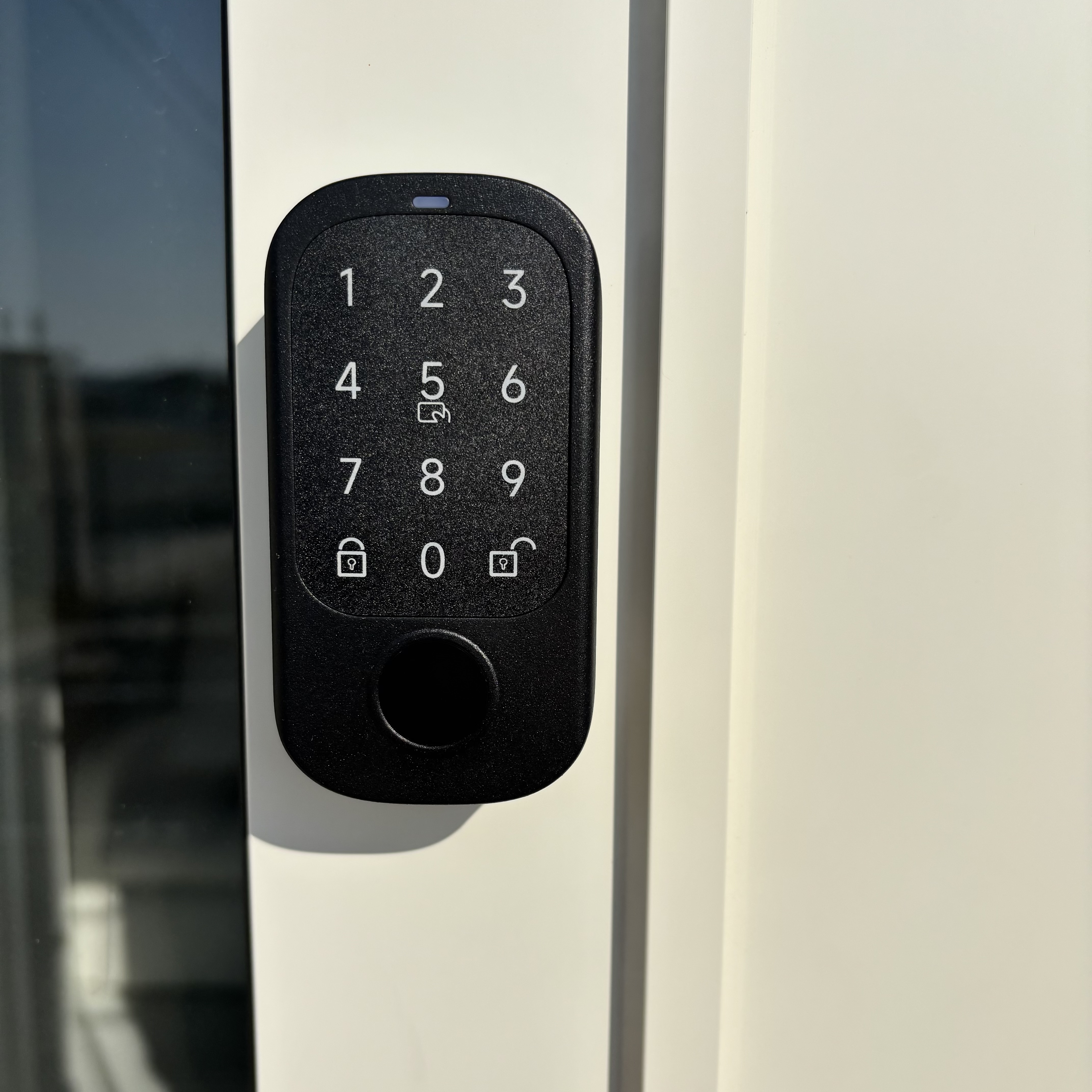 暗証番号式タッチキー