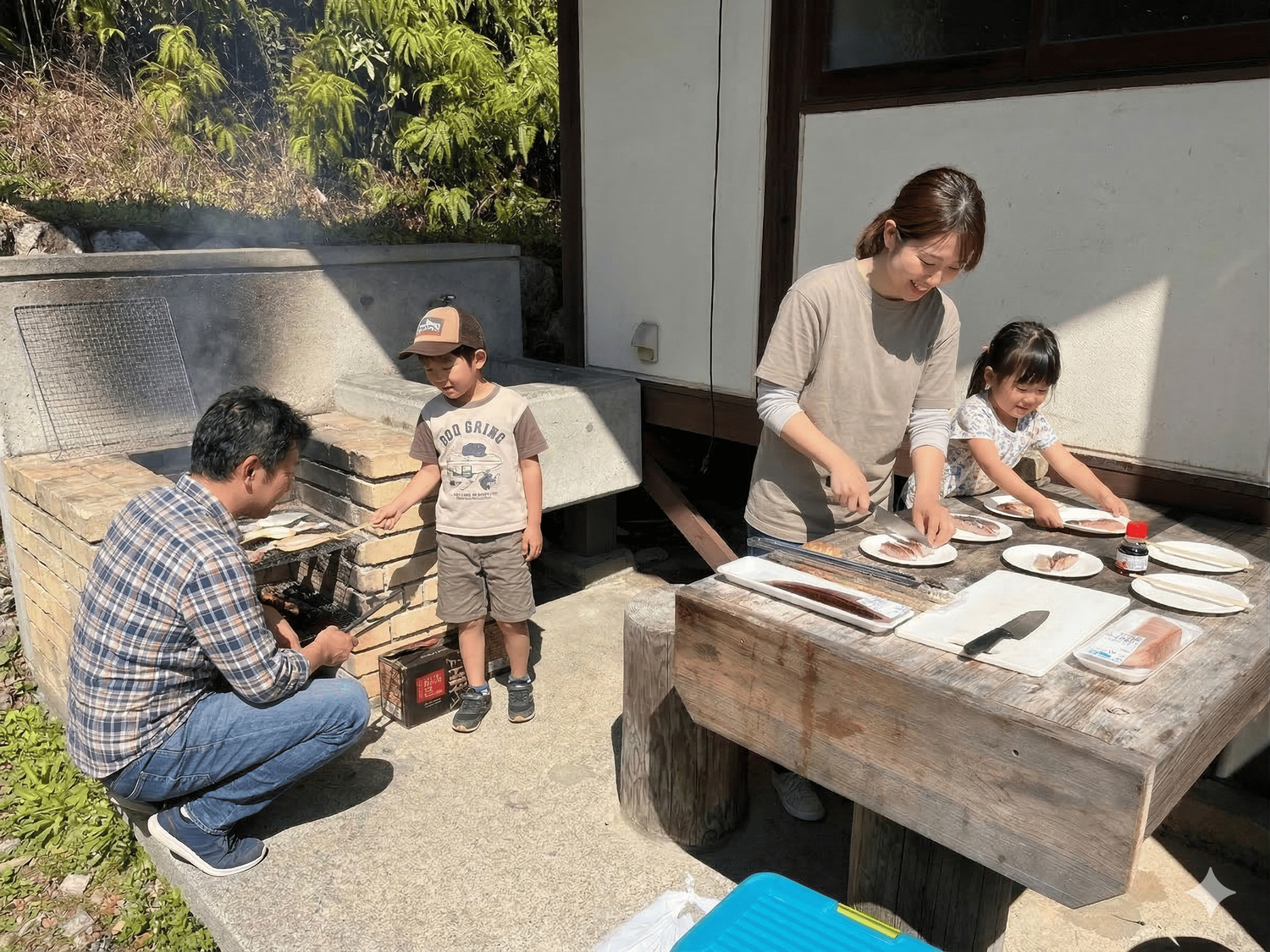 キャビン横の炊事場でBBQ！