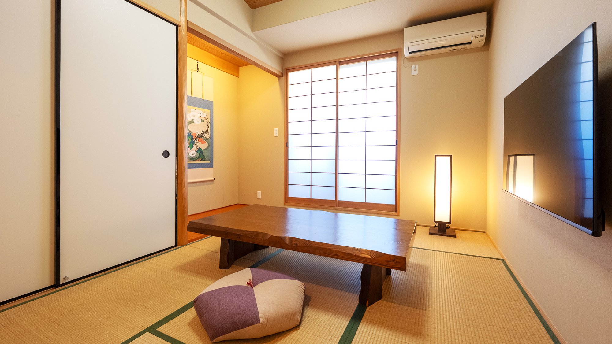 鈴 三年坂 夢子（3階）