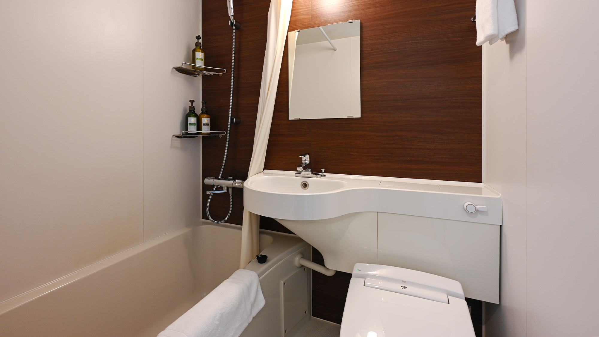 鈴 三年坂 夢子（1階）