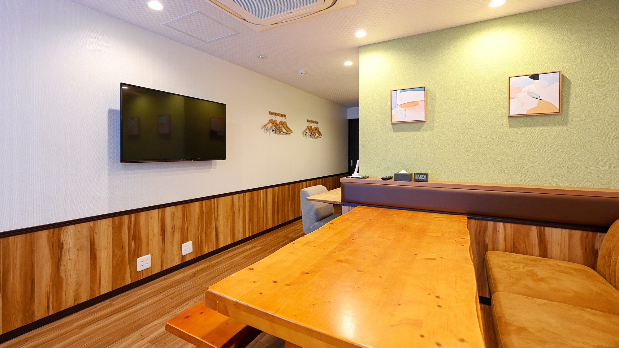 鈴 三年坂 夢子（1階）