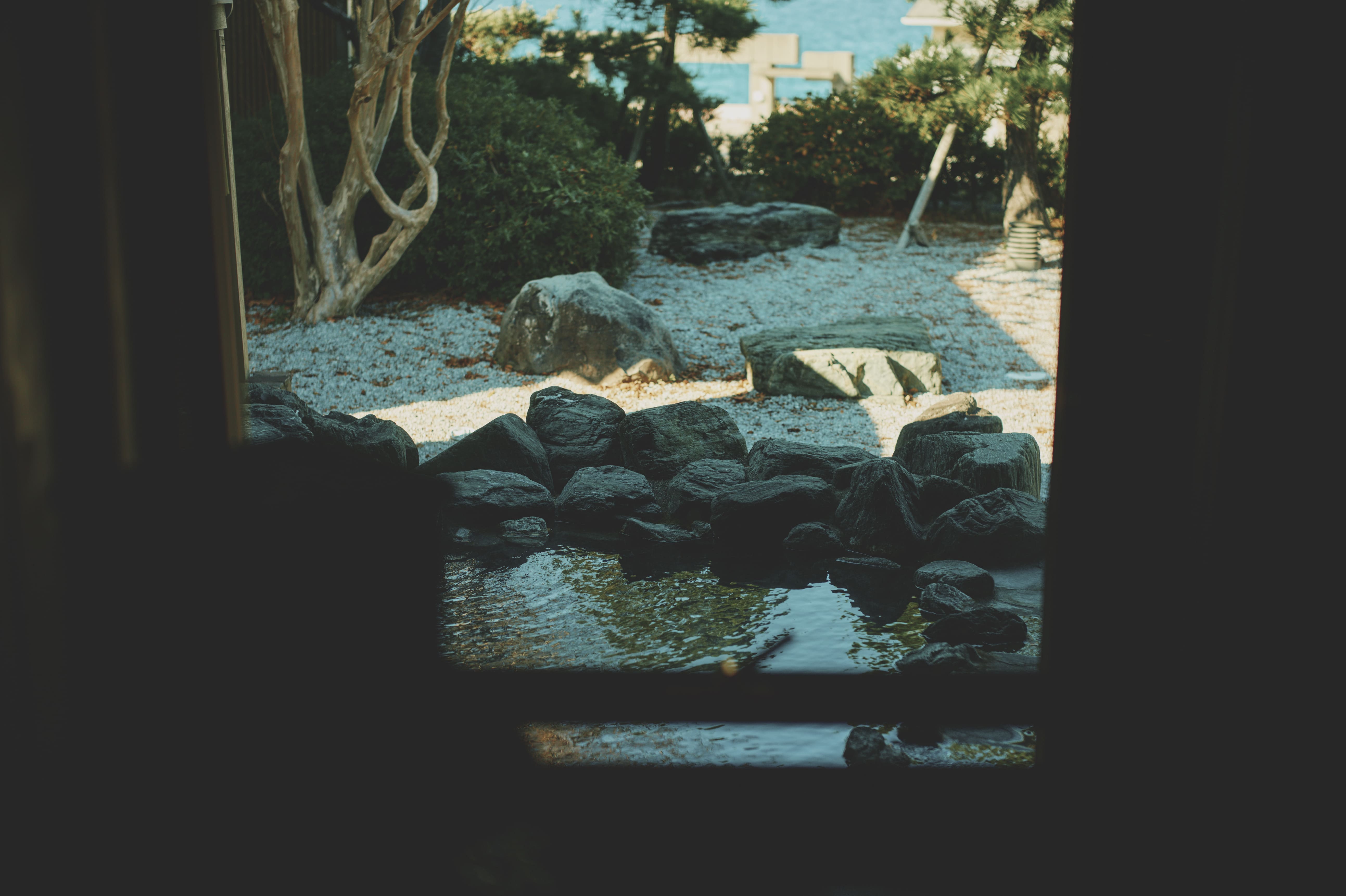 スイート&rdquo;離れ&rdquo;（天然温泉露天風呂付和室）