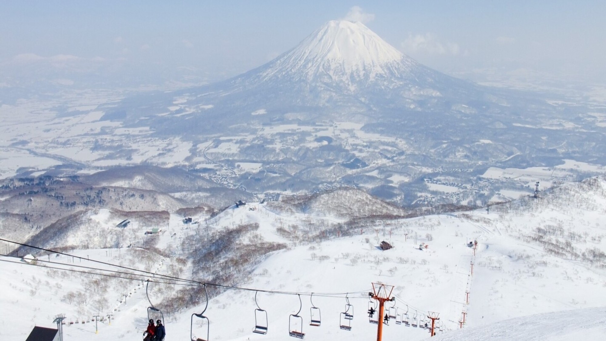 【早割60日前】早めのご予約でお得 2025年OPEN 北海道ニセコひらふで広々ヴィラ滞在