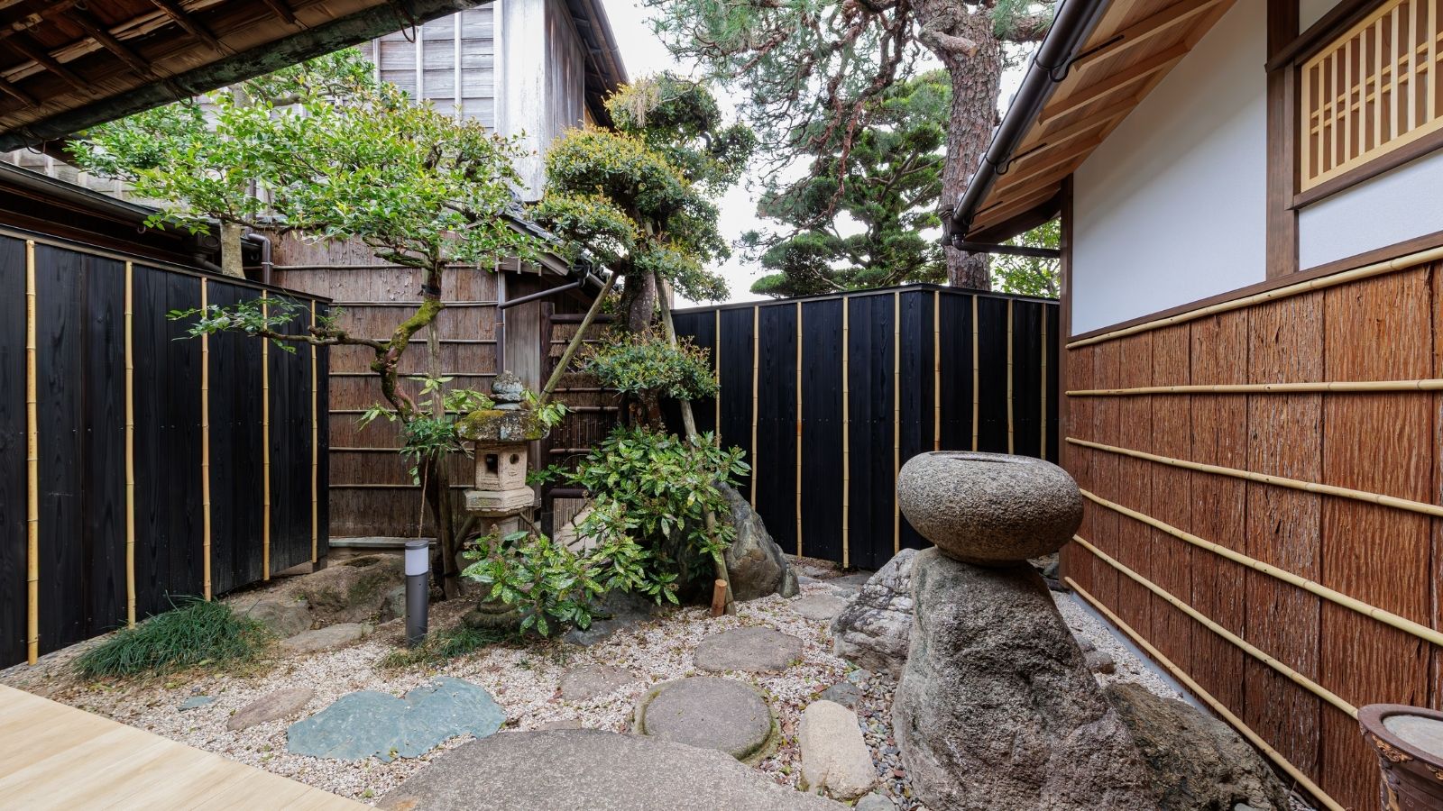 ―神路 KAMIJI 401号室ー