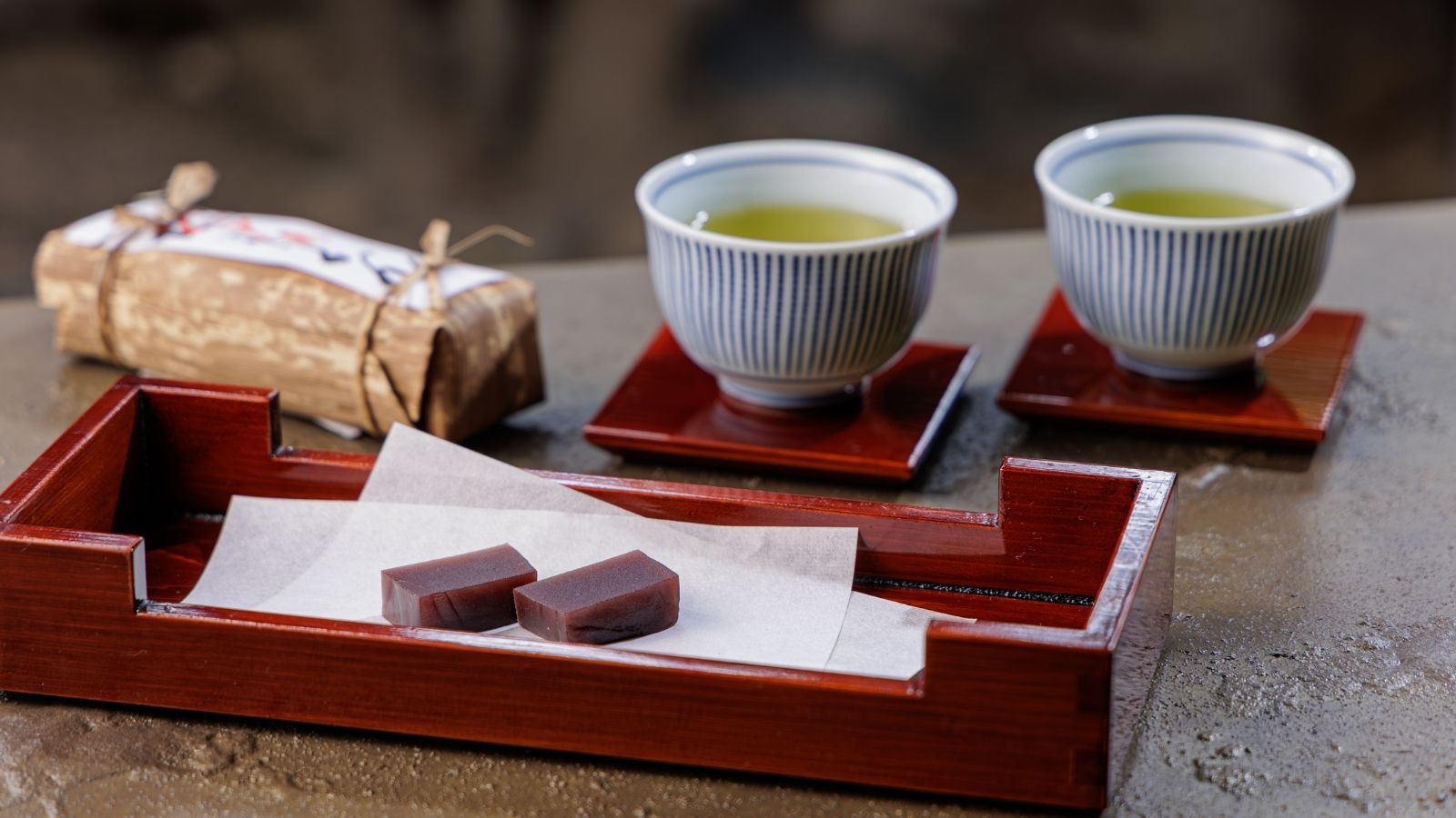 甘みがほどける上品な羊羹