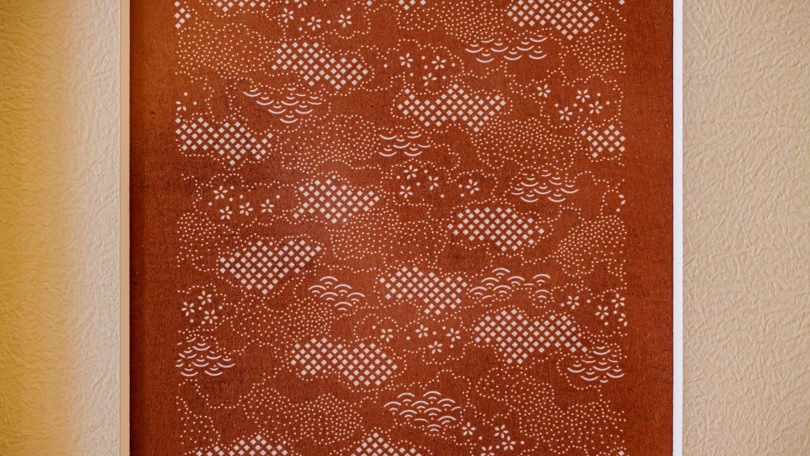 素朴な飾りに和の趣を宿す