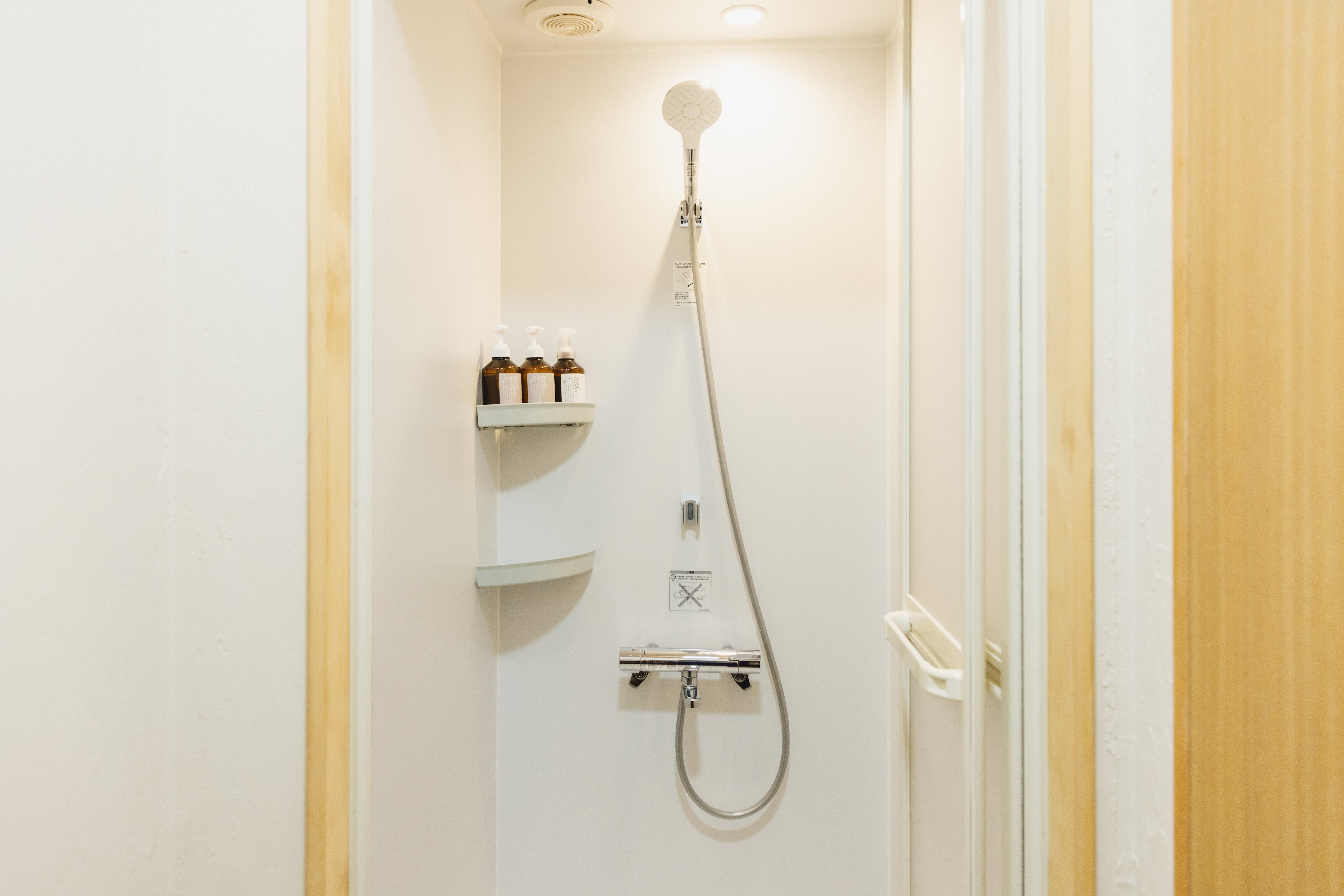 シャワールーム｜共用
