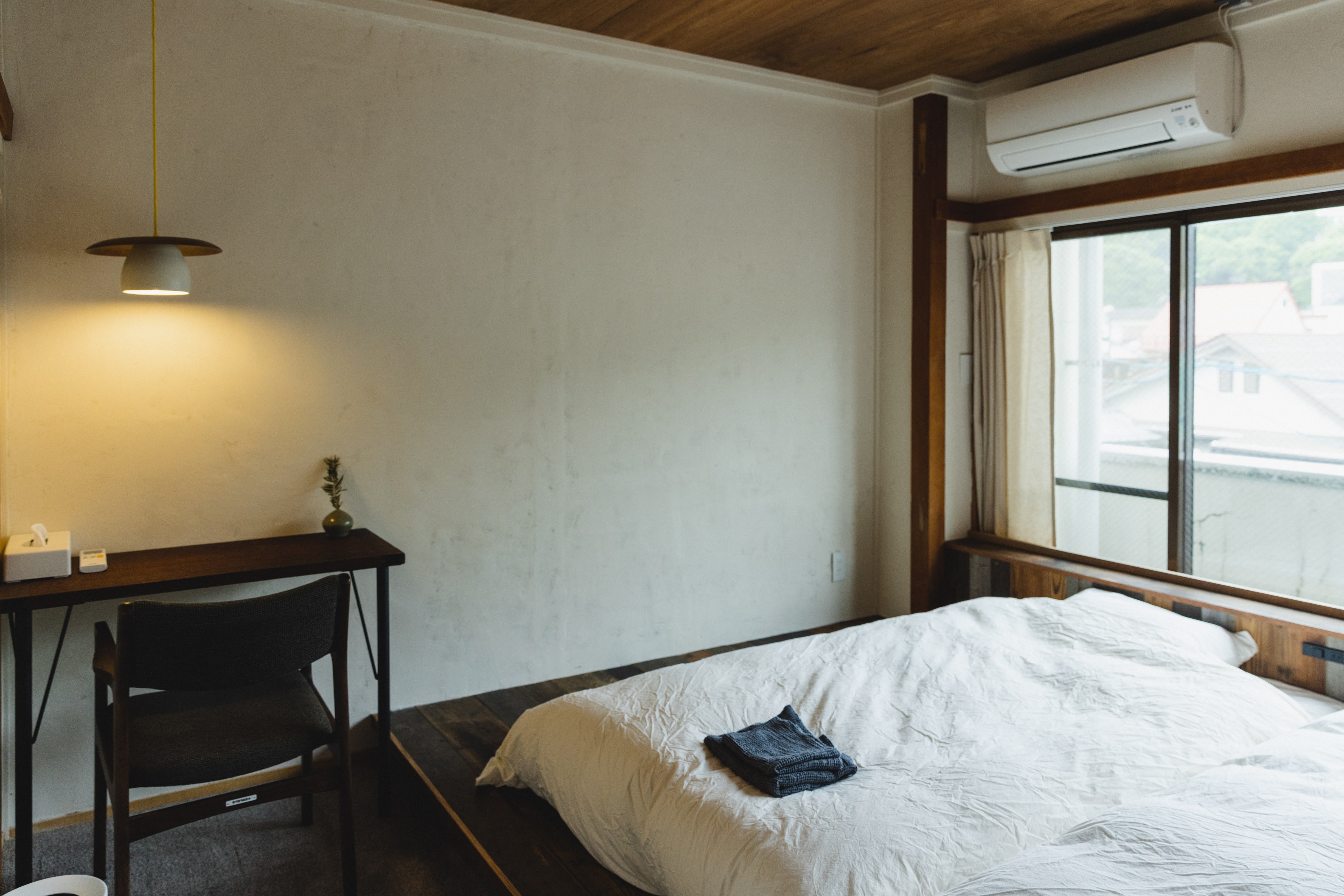 ツイン｜デスクスペース