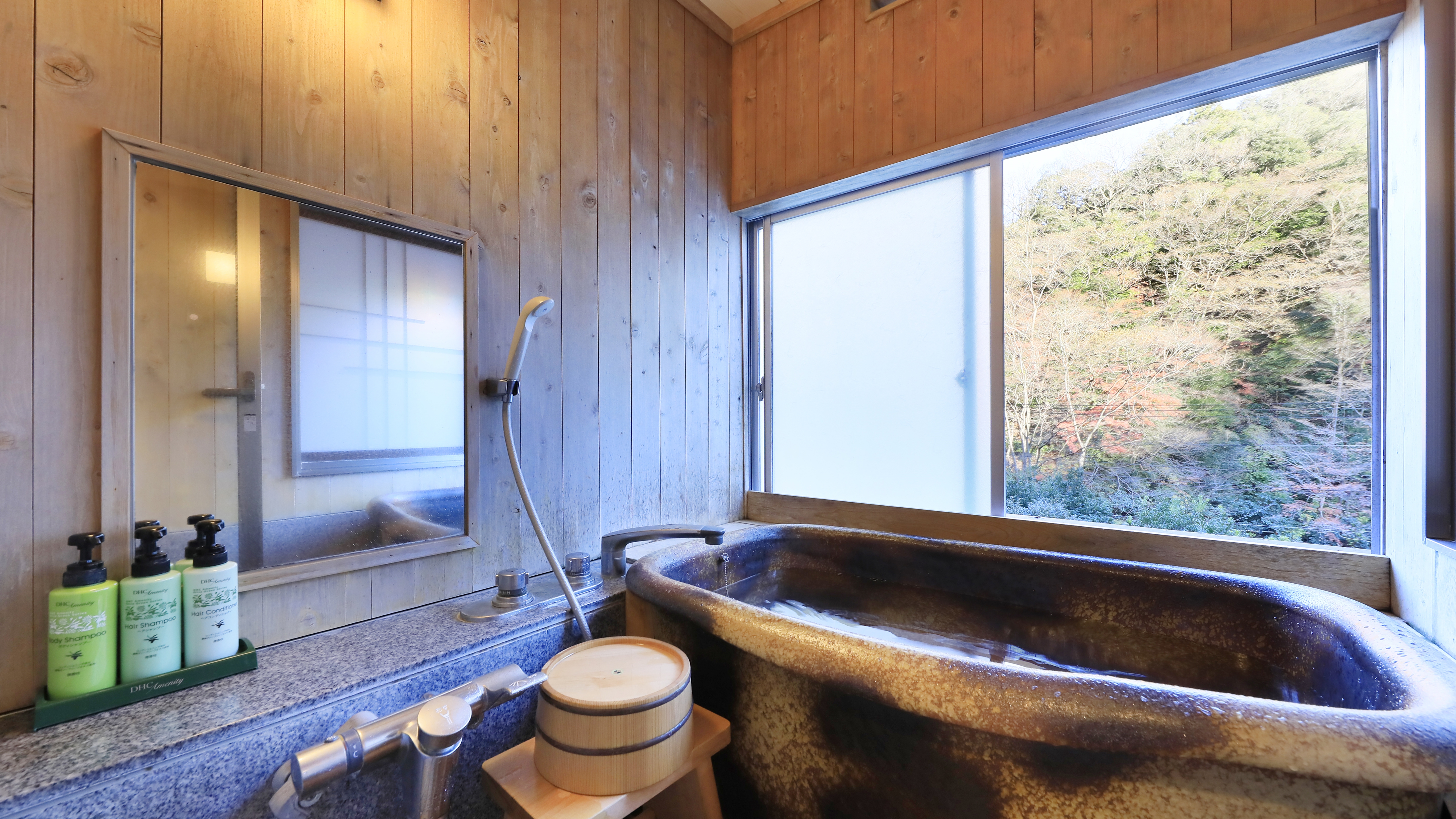 温泉内風呂付泉遊　和室　室内温泉