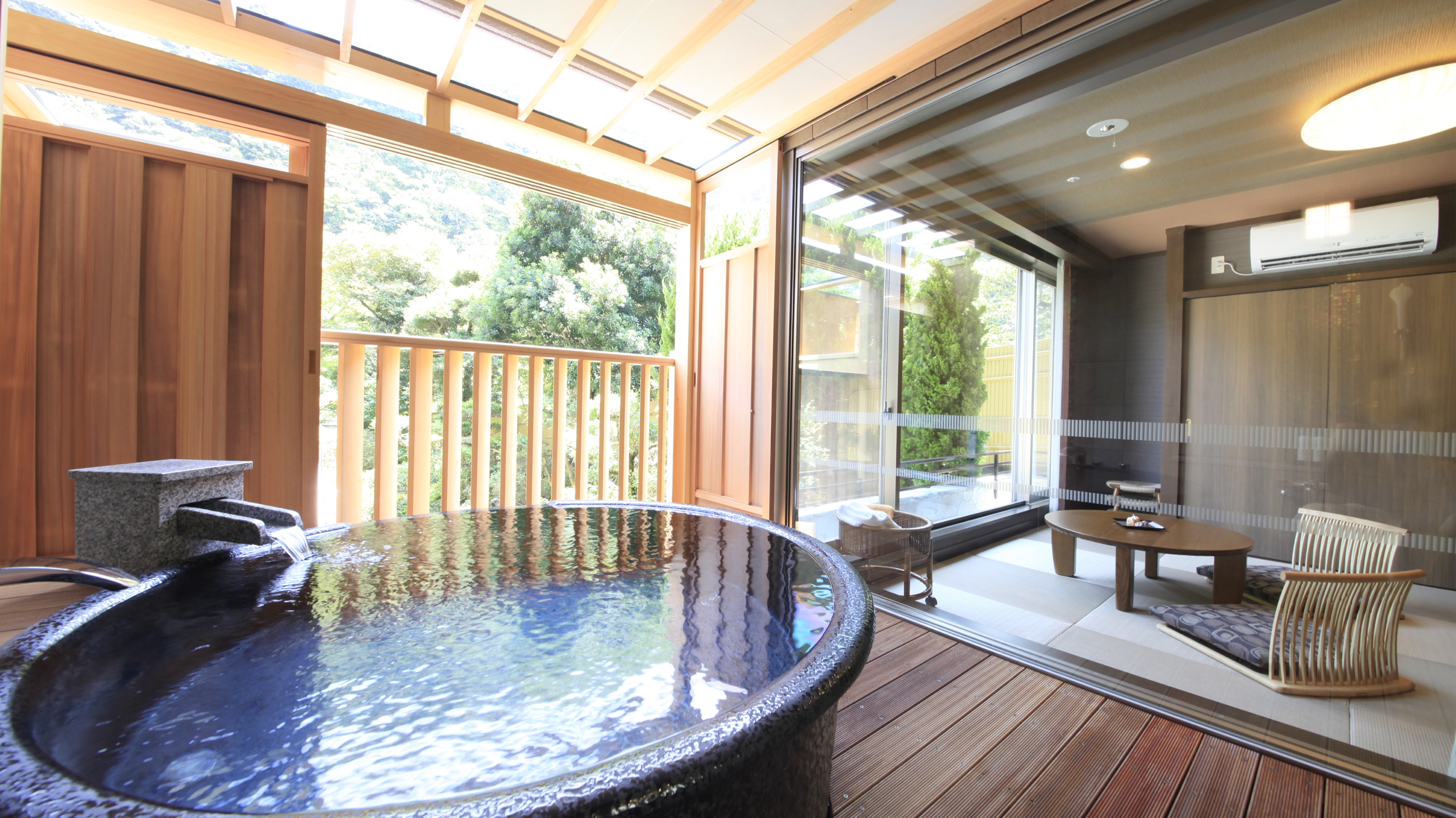 【温泉露天風呂付　粋彩～SUISAI～】和洋室　42平米以上