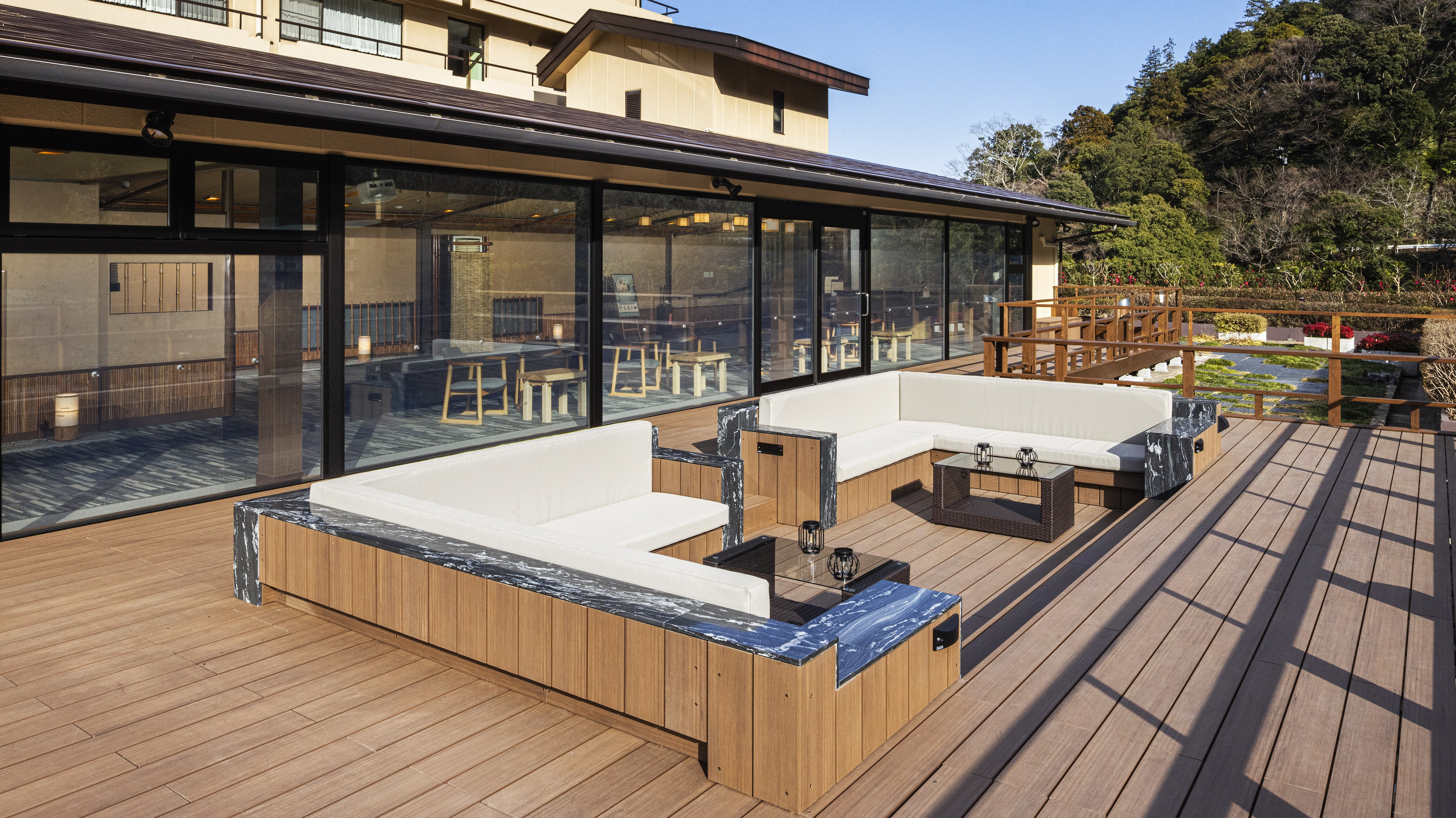 見晴らしテラス　～昼～