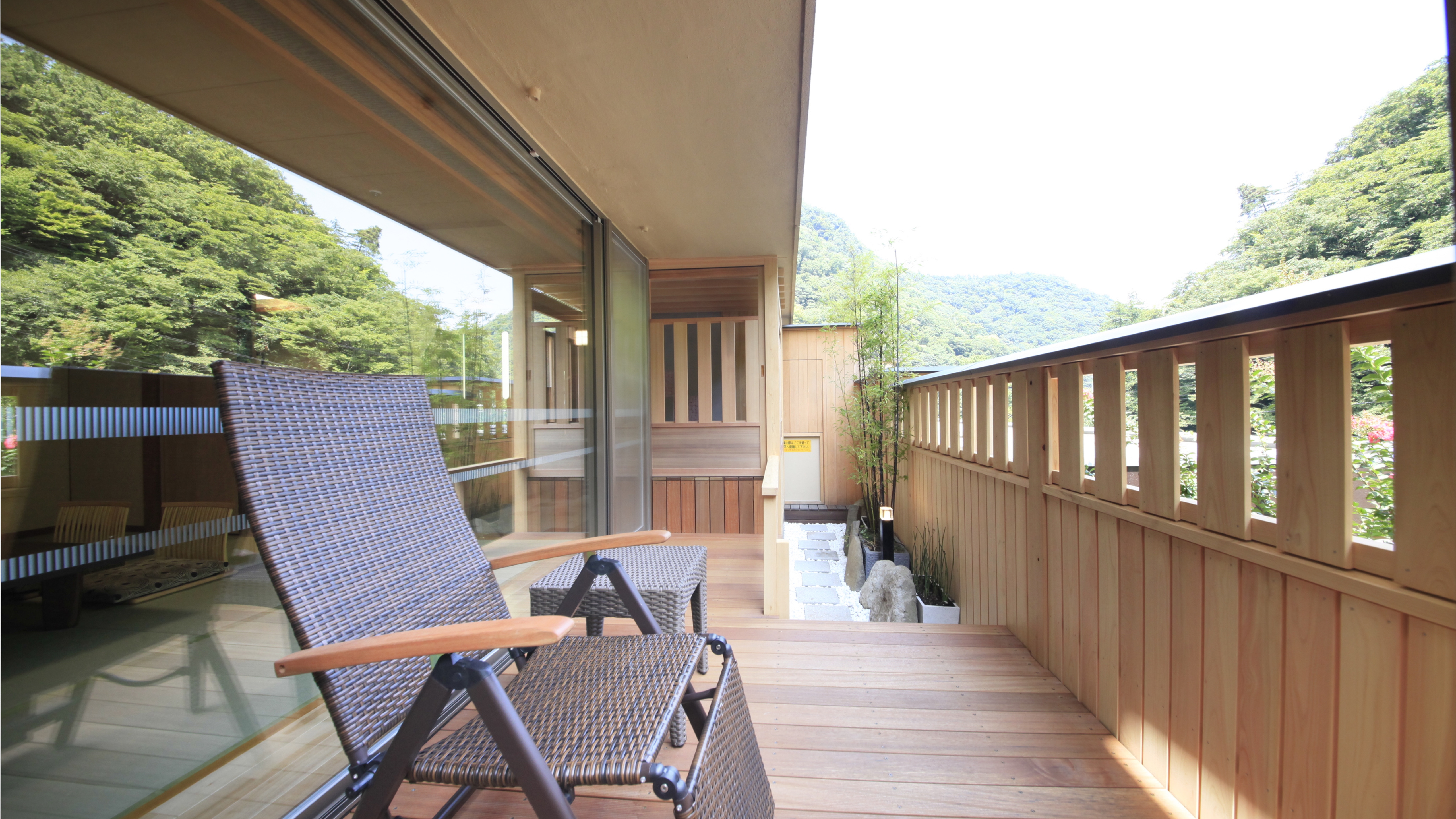 温泉露天風呂付和洋室　粋彩-紅藤