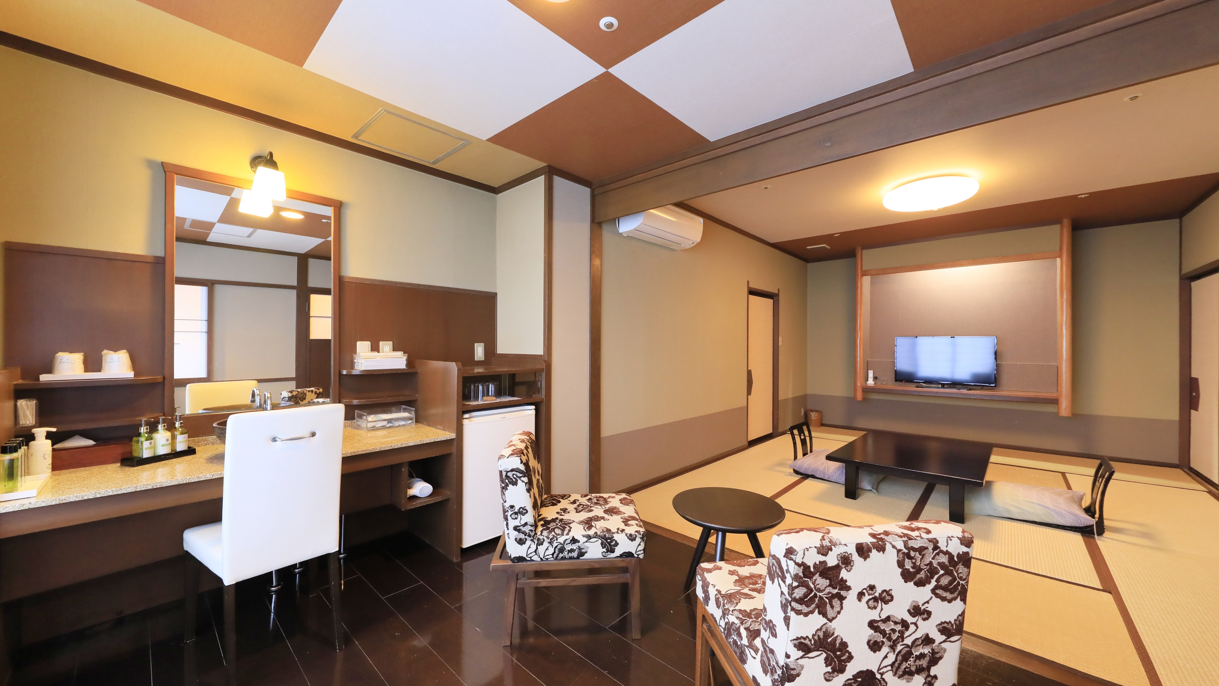 温泉内風呂付泉遊　和室