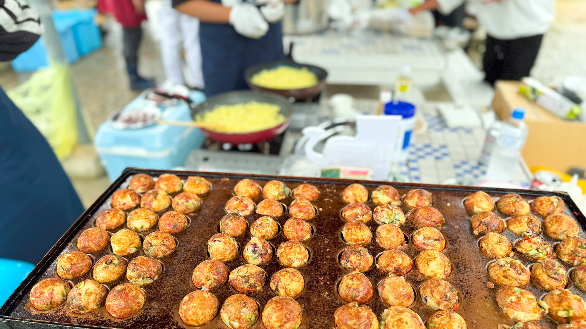 ・【オプション】目の前でたこ焼きチャンピオンの味を披露いたします（有料）