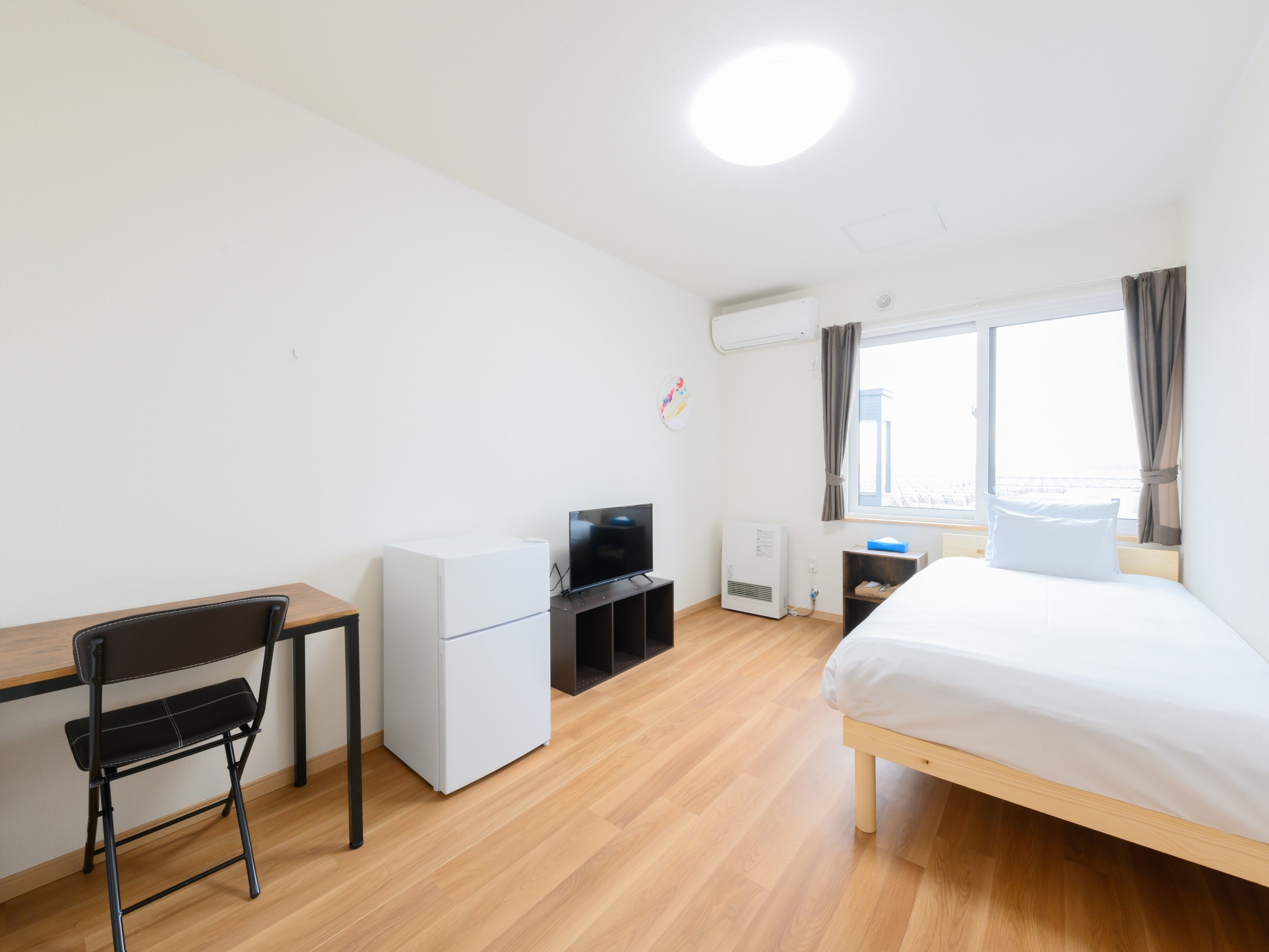 【朝夕2食付き】食事の心配不要★全室スマートテレビ＆冷暖房完備で長期滞在におすすめ