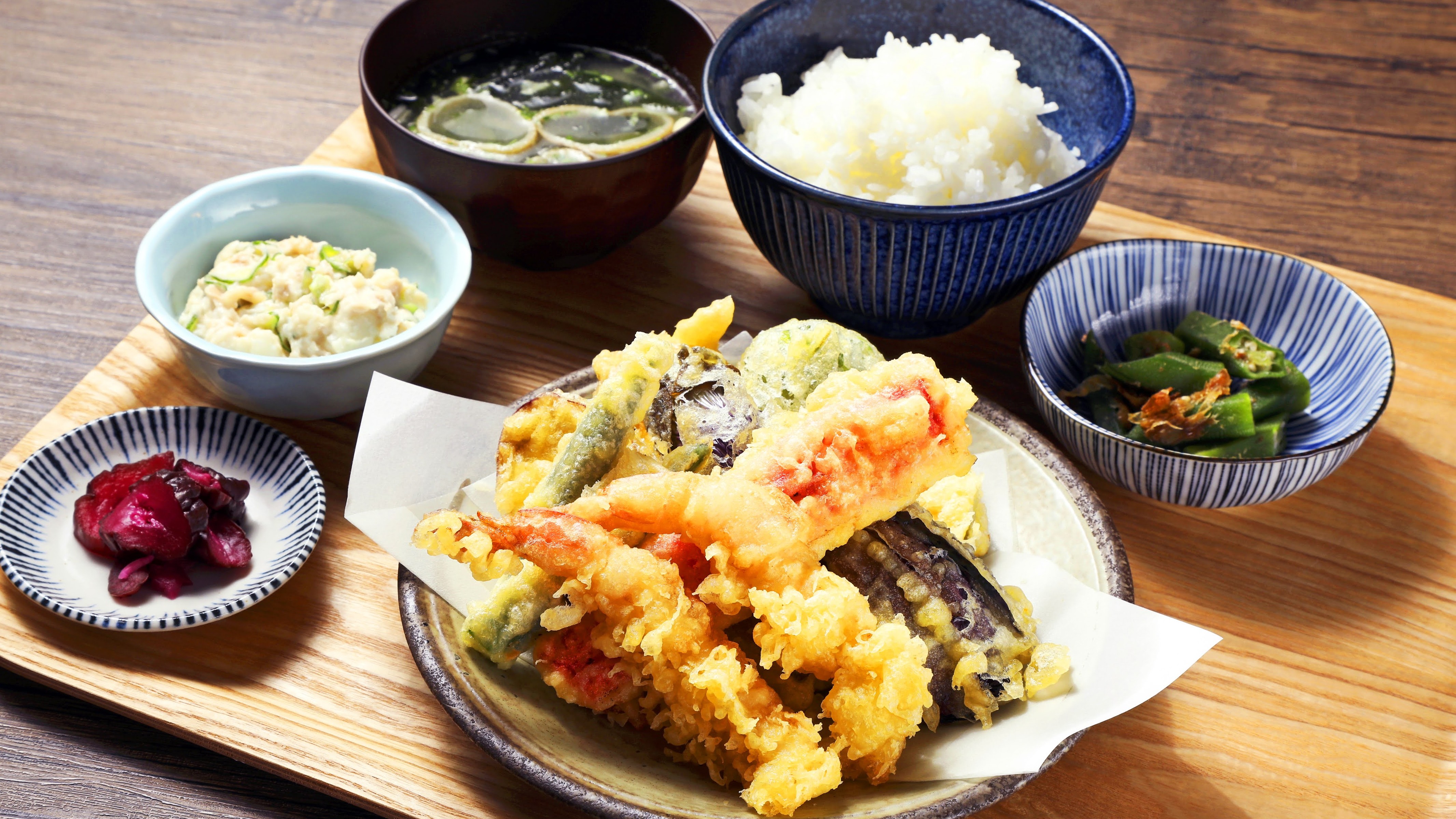 【夕食一例】ワークマンハウスの夕食は日替わりの手づくりメニューをご用意しております。