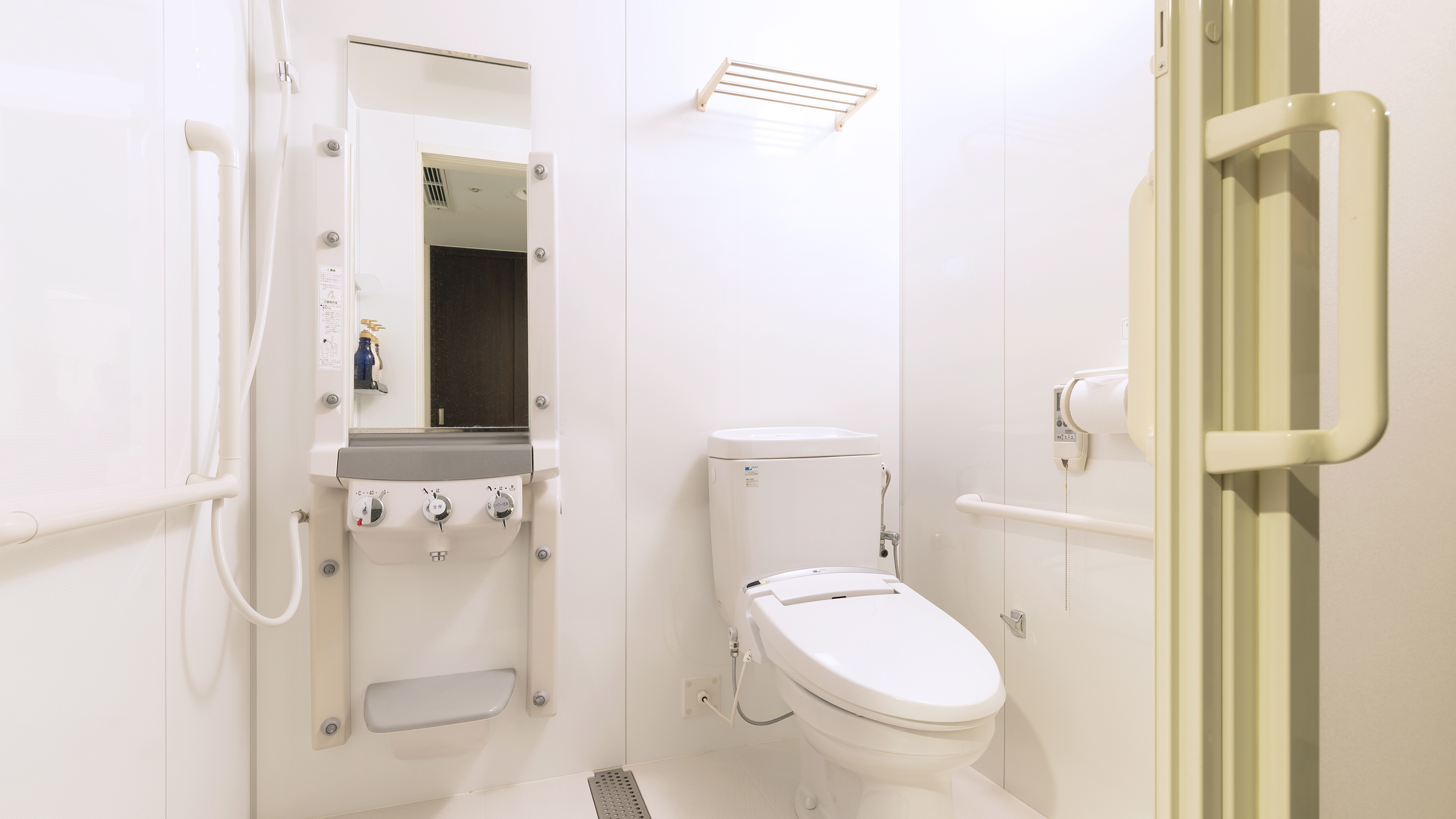 【禁煙】スタンダードツイン3名定員 バリアフリー シャワーのみ※イメージ