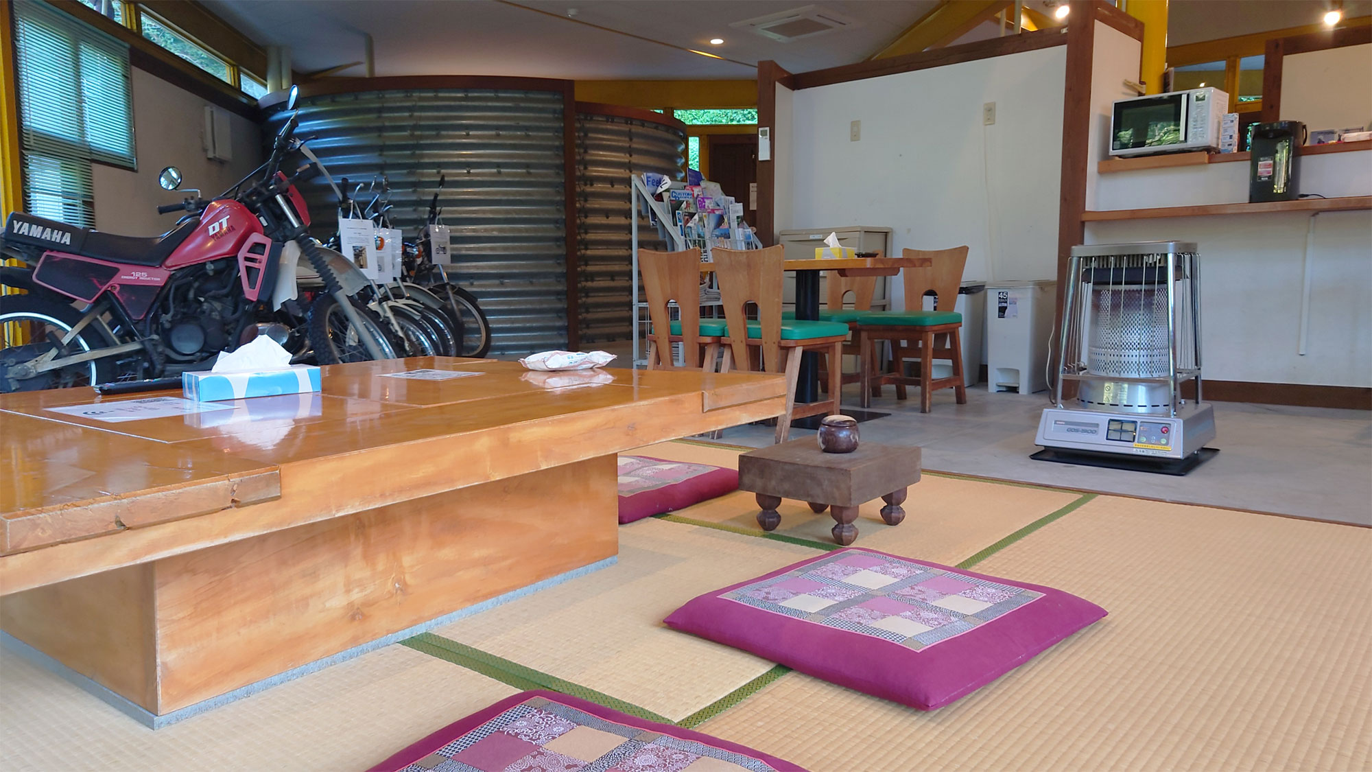 【管理棟】畳で寛げます