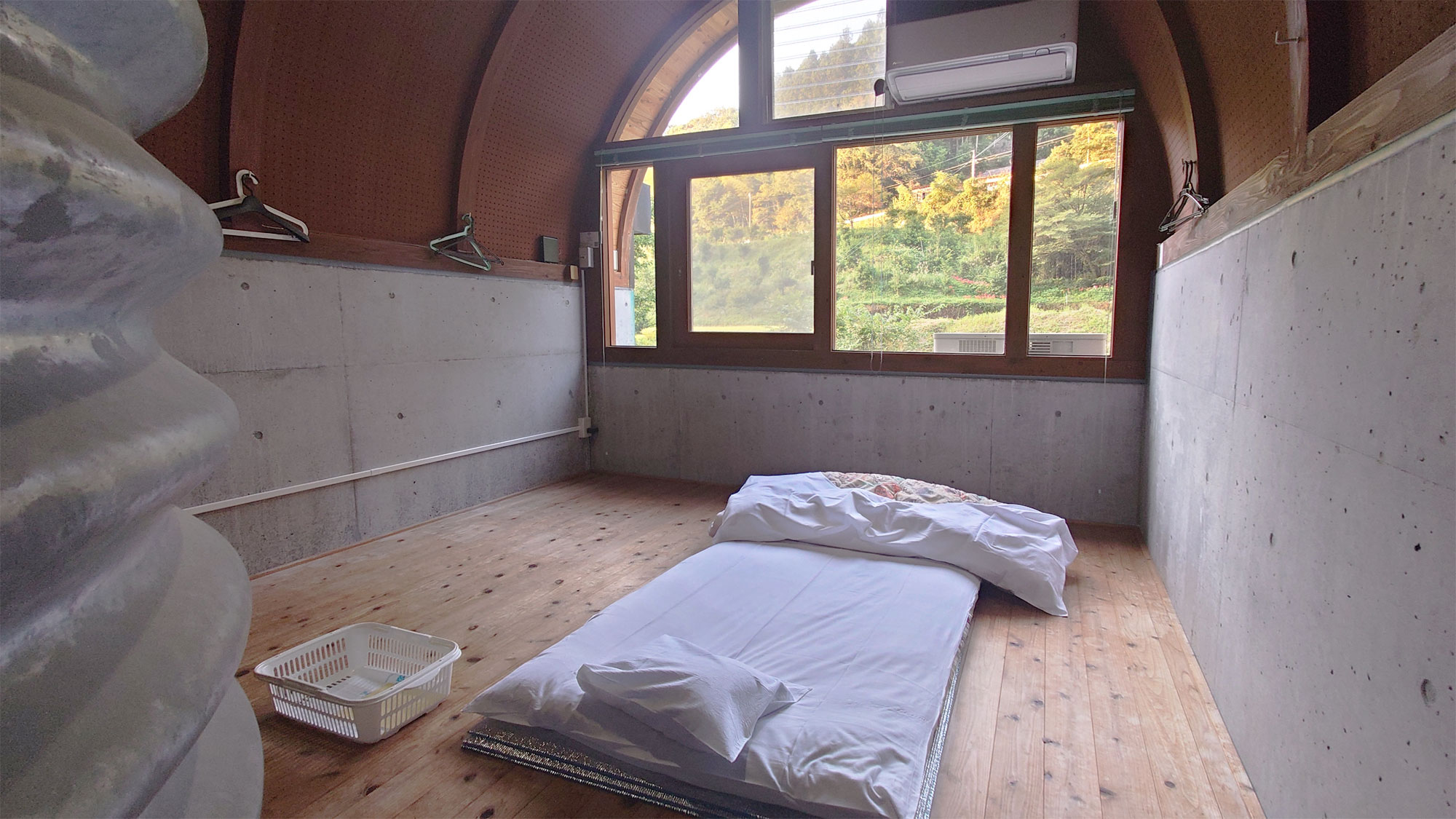 【客室板の間】バイクで走り抜けた疲れを癒してください