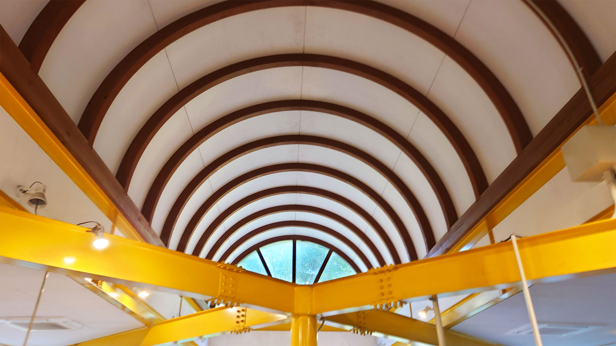 【管理棟】天井