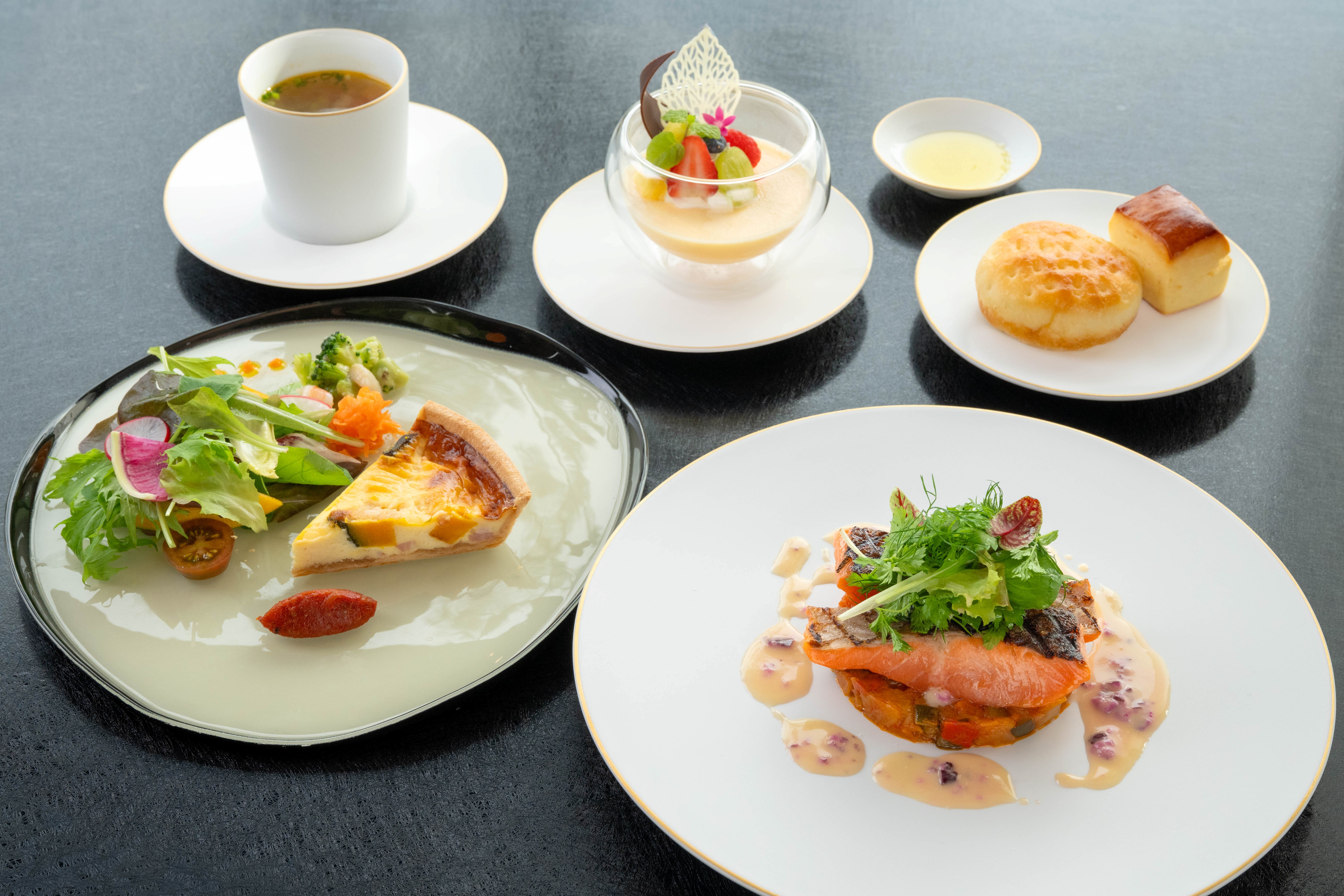 THE GARDEN LOUNGE Launch Winter