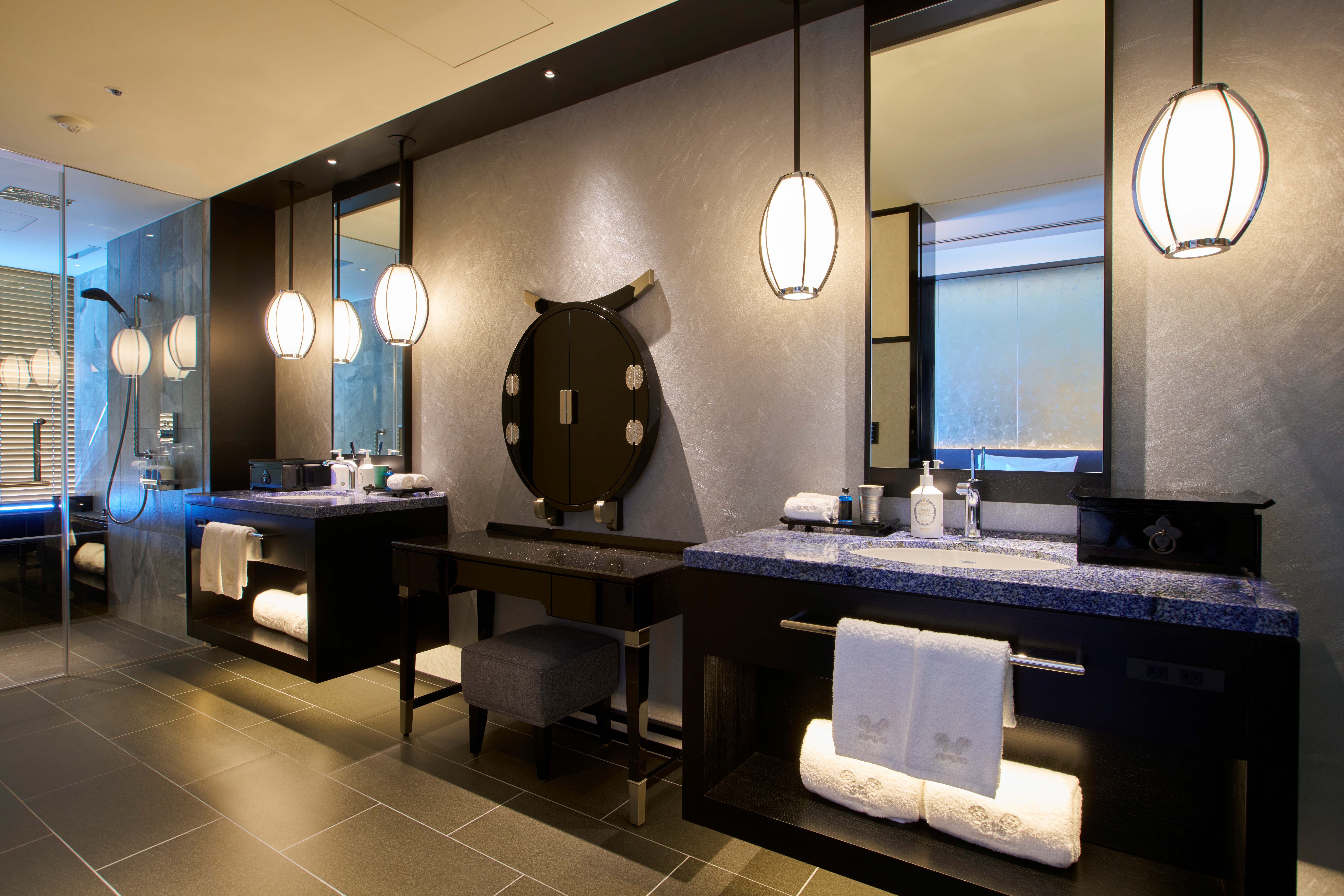 ラグジュアリーシティビューツイン