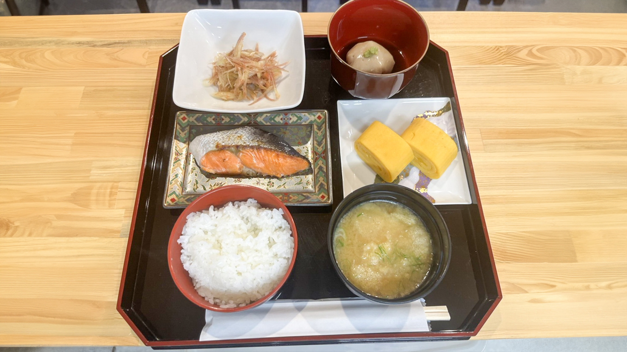 【朝食付】ふわふわの出し巻き卵が人気！手作り朝ご飯でエネルギーを補給してからお出かけください