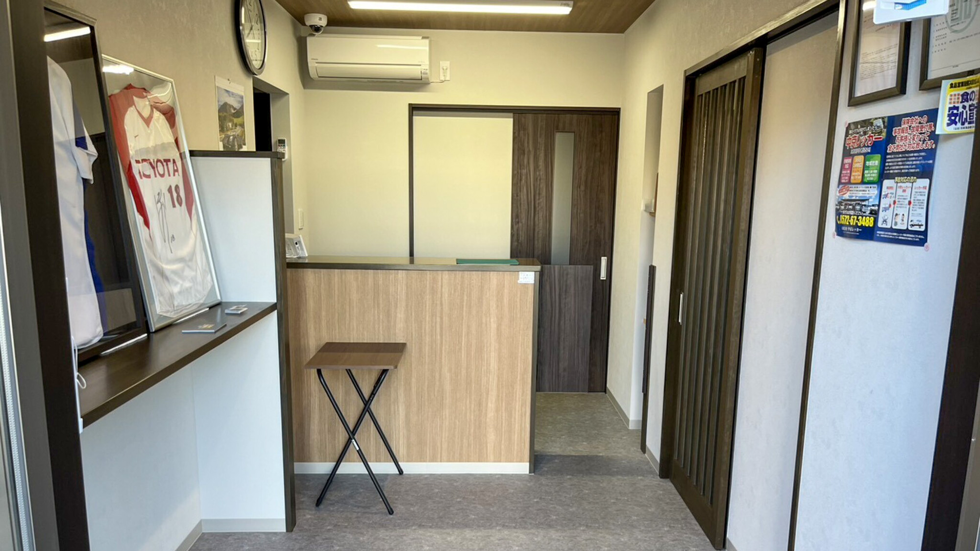 ・【フロント】お困りの際にはお気軽にお声がけください。皆様のご滞在をサポートいたします