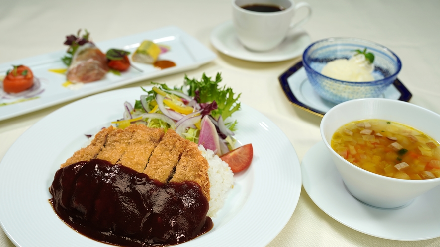 ダイニング和顔施　洋風かつ丼セット