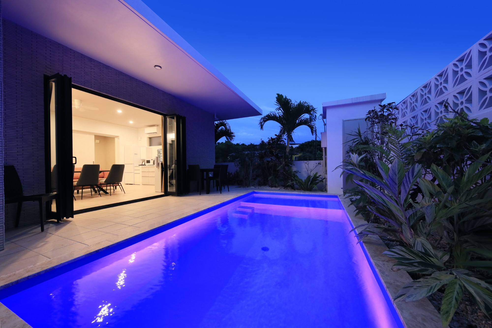 【直前割｜温水プール＆車付き】宮古島プライベートヴィラ｜一棟貸し