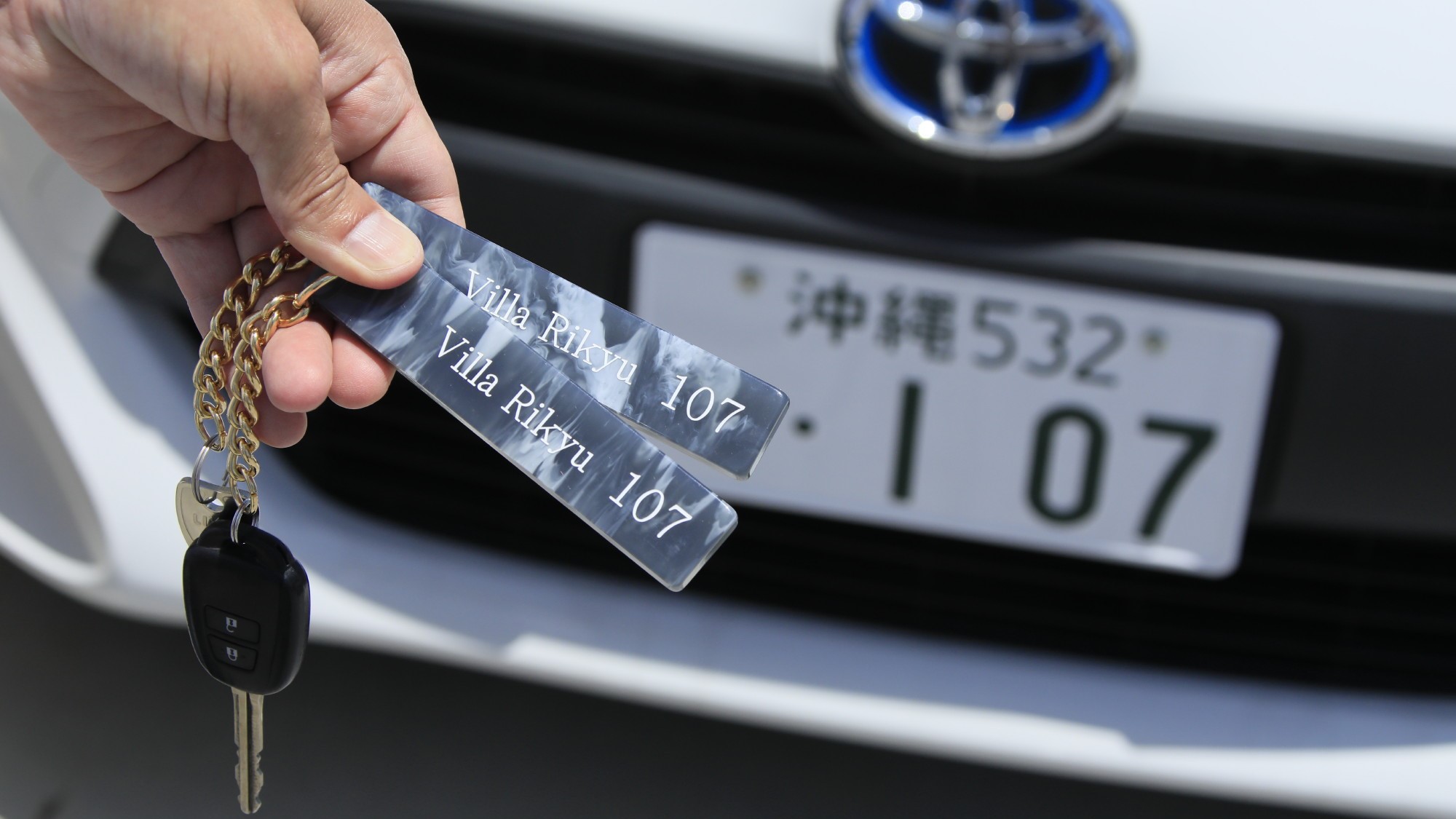 各棟１台無料でお車をお貸出ししております