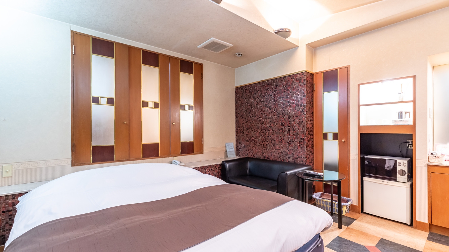 《ポイント増量プラン》【素泊】ビジネス利用の方必見！Wifi、無料駐車場完備で出張に便利