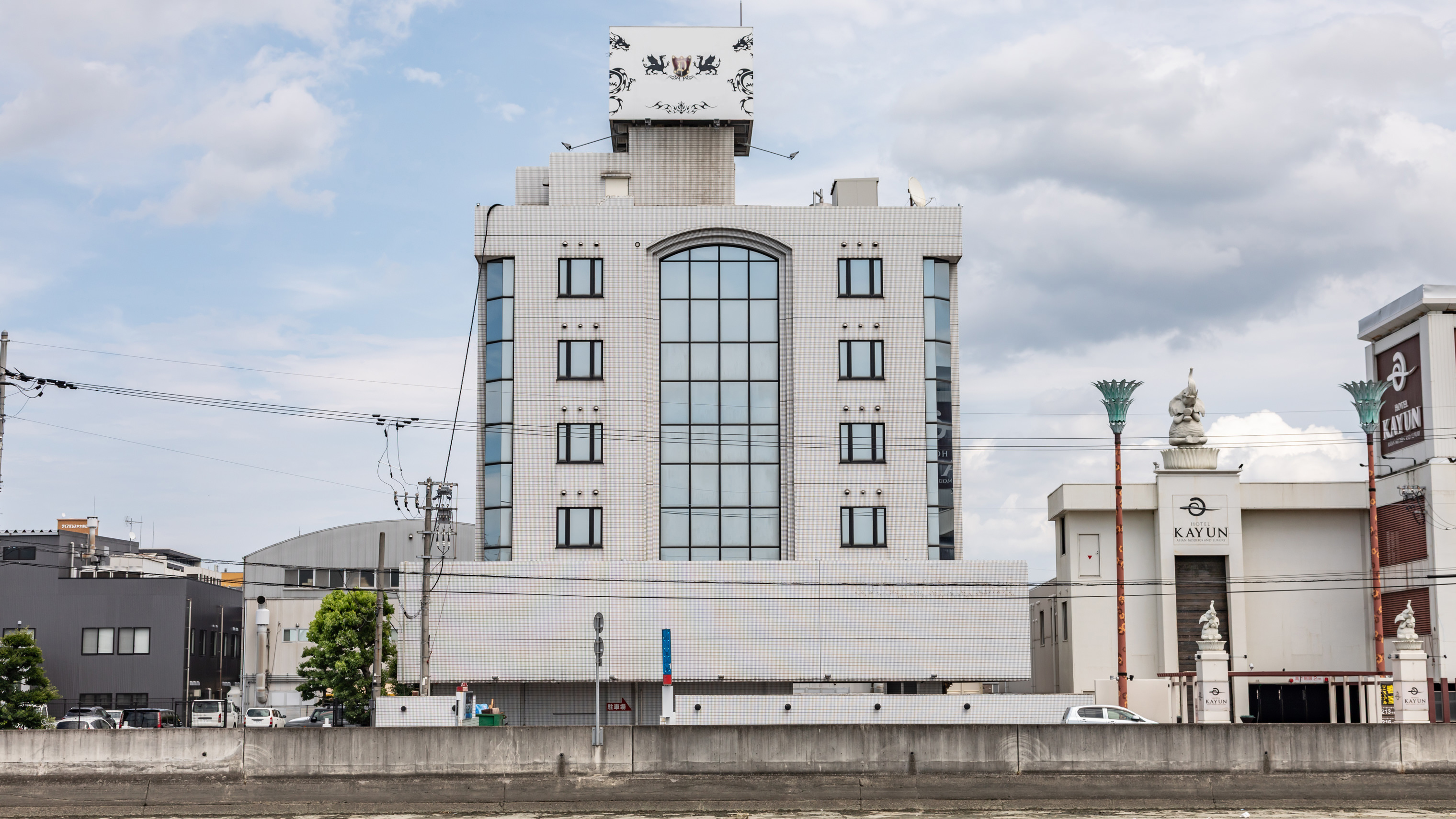 《外観》ことでん木太町駅から徒歩15分、JR高松駅から車で13分