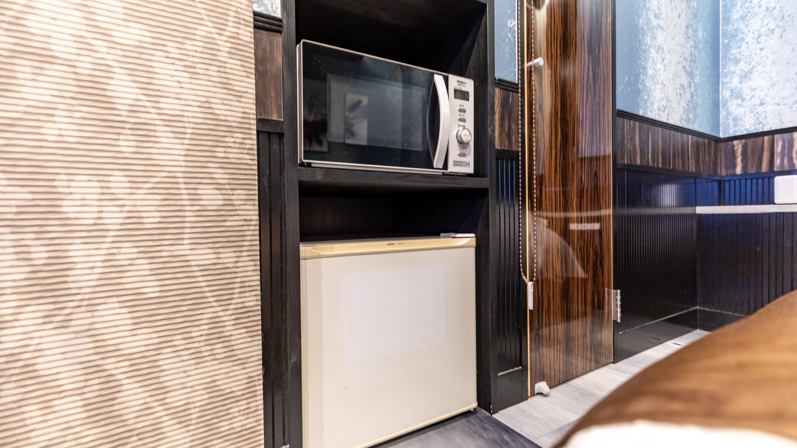 《客室》トリプルルーム（一例）