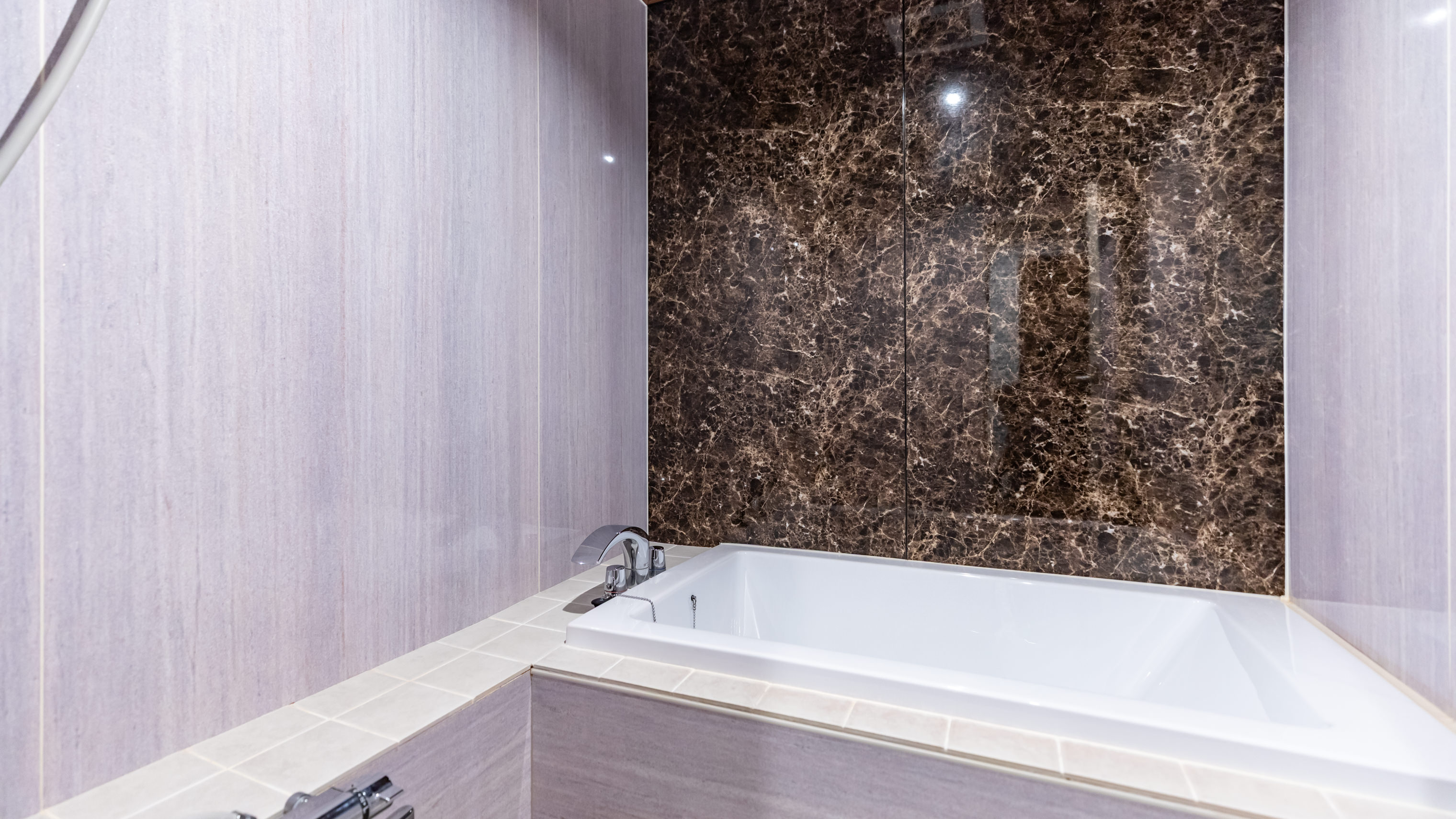 《客室》トリプルルーム（一例）