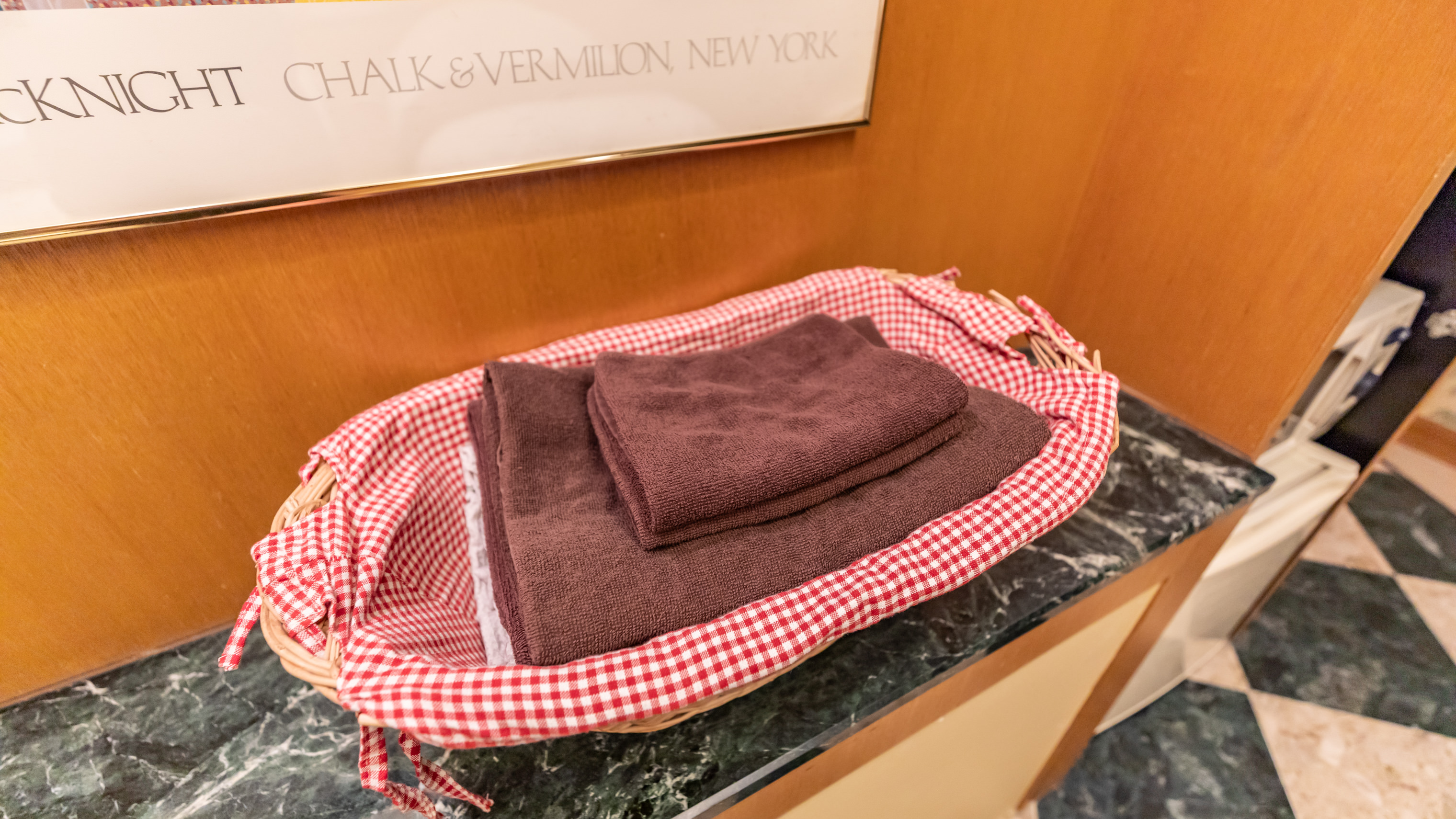 《客室》ツインルーム（一例）