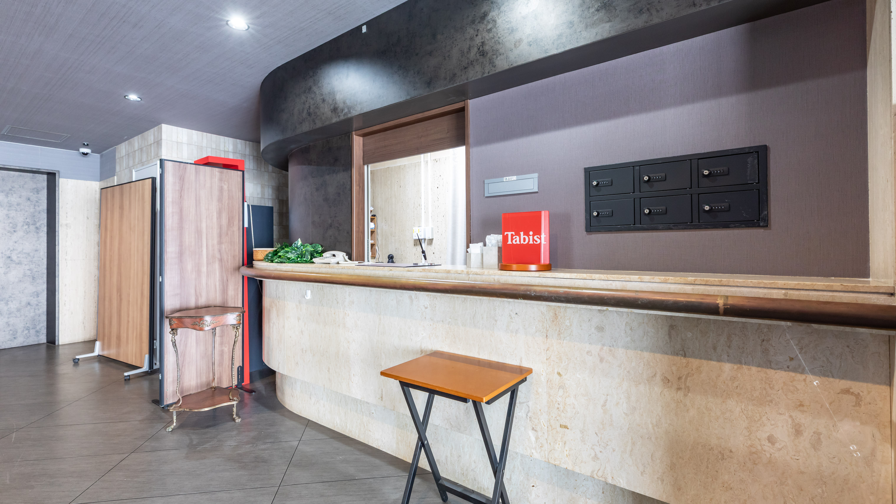 《共有エリア》フロント