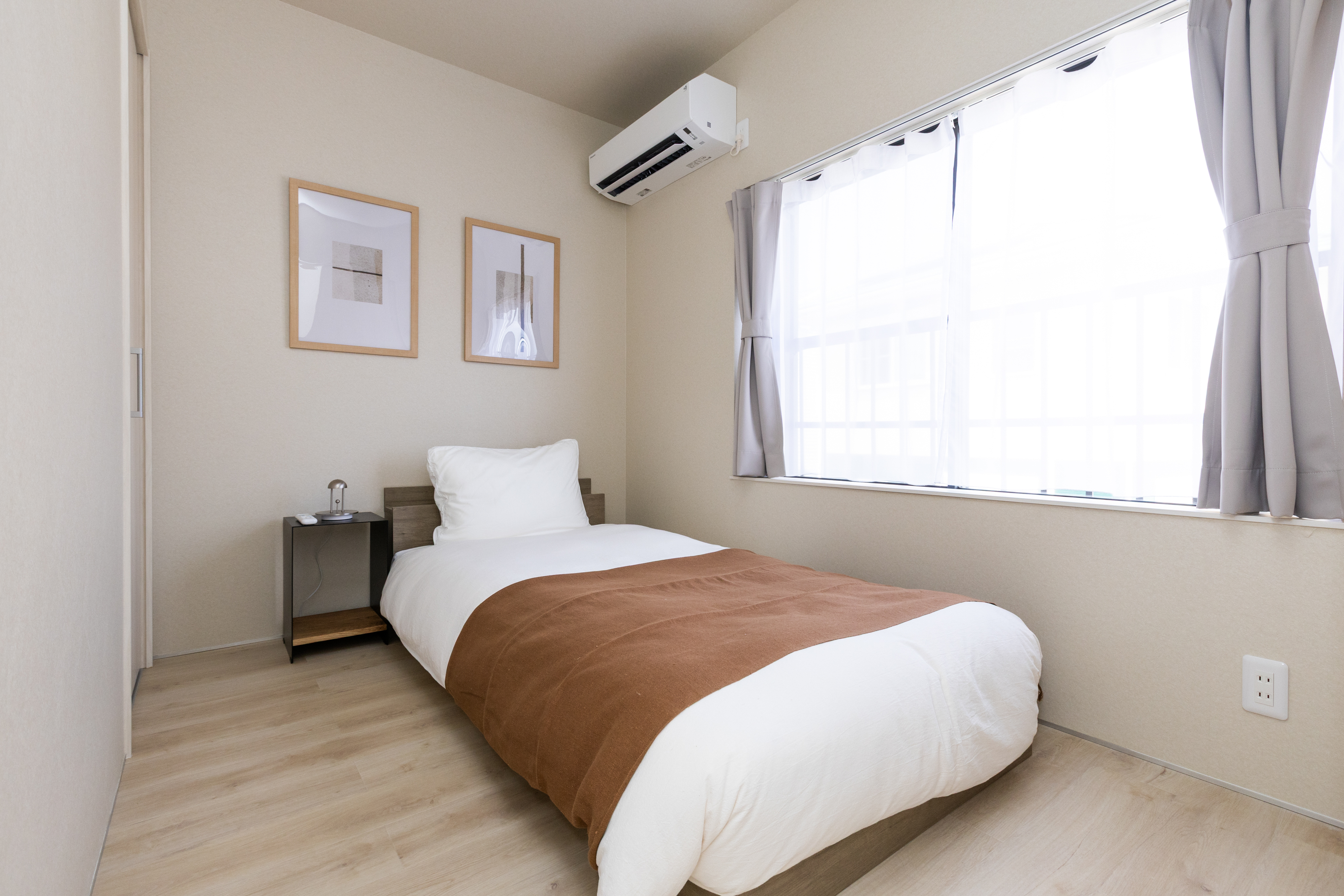 寝室(3) シングルベッド1台