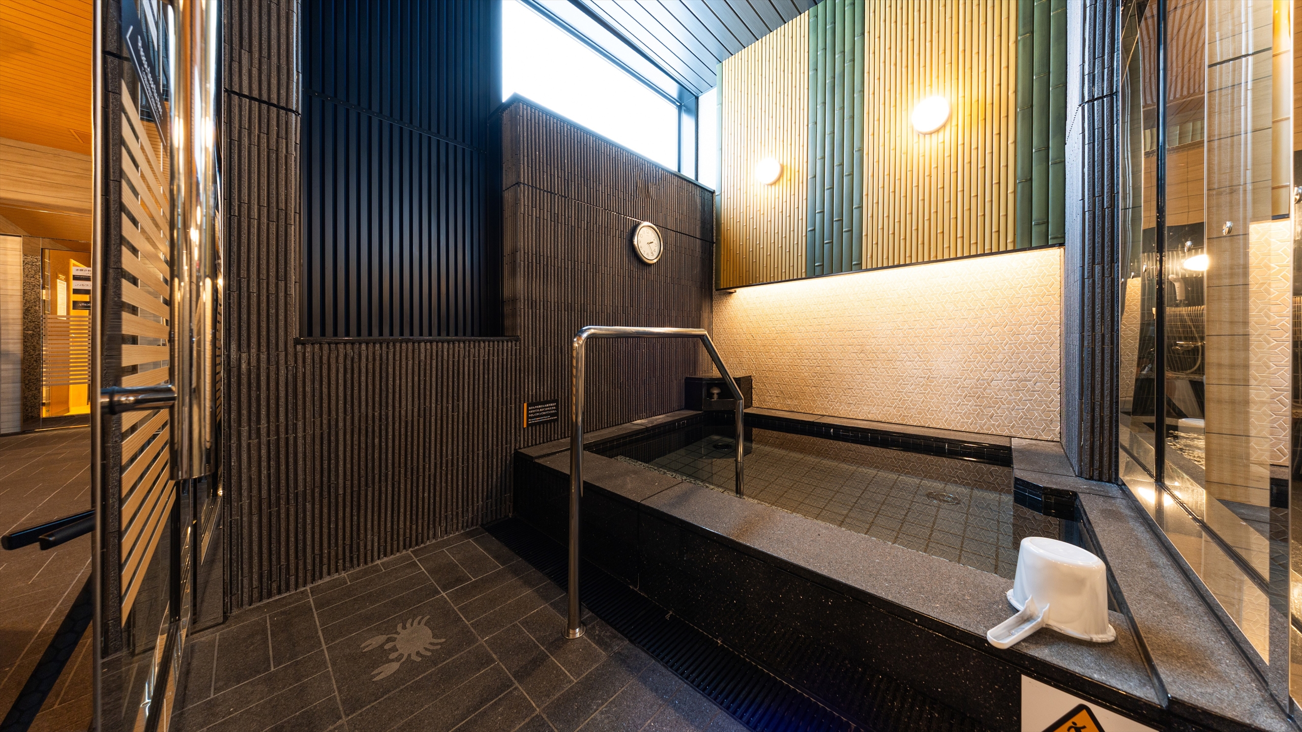 男性大浴殿露天