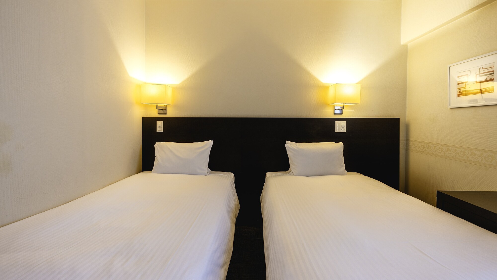 【客室】エコノミーツイン（イメージ）