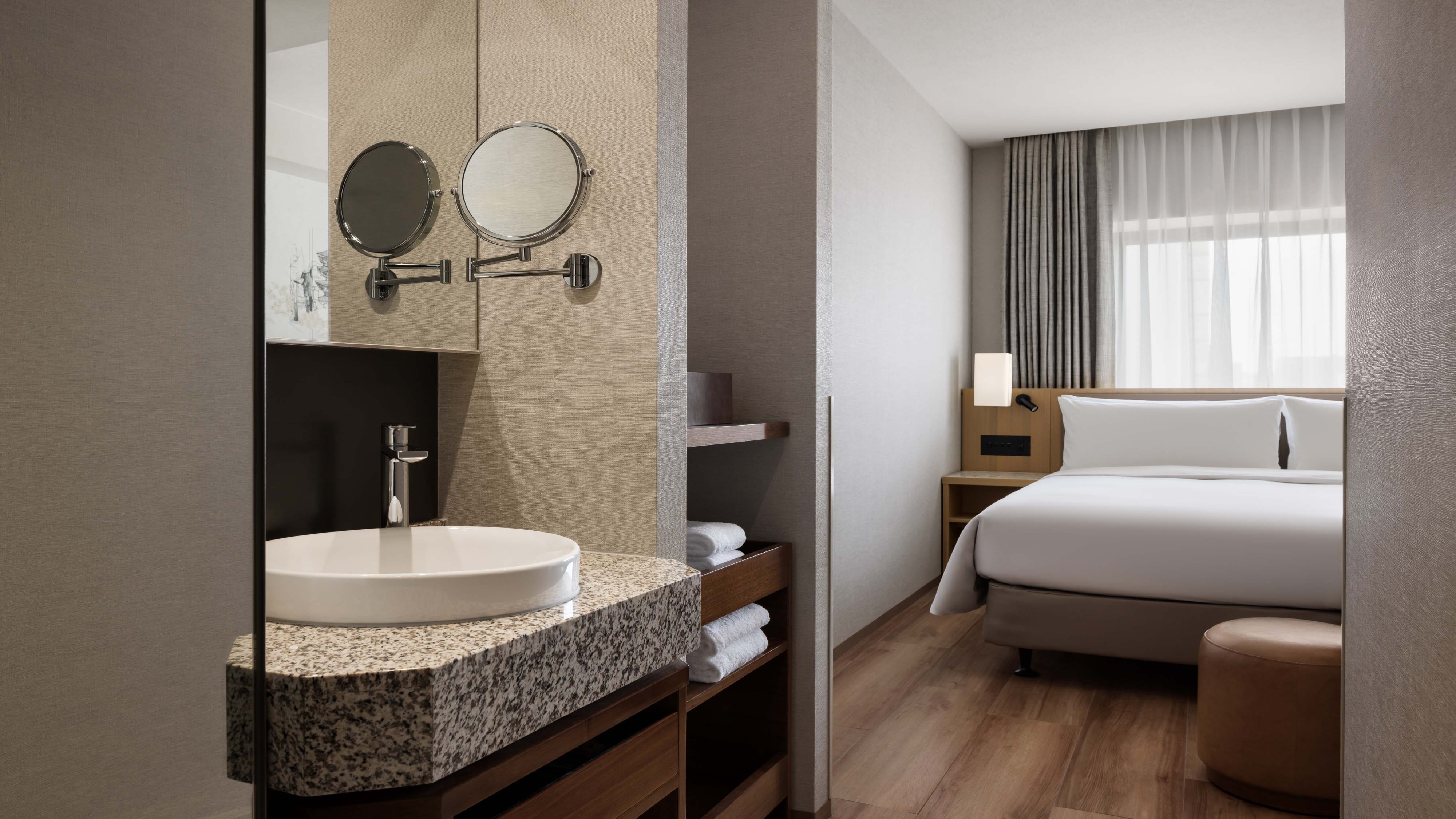 ゲストルーム　キング