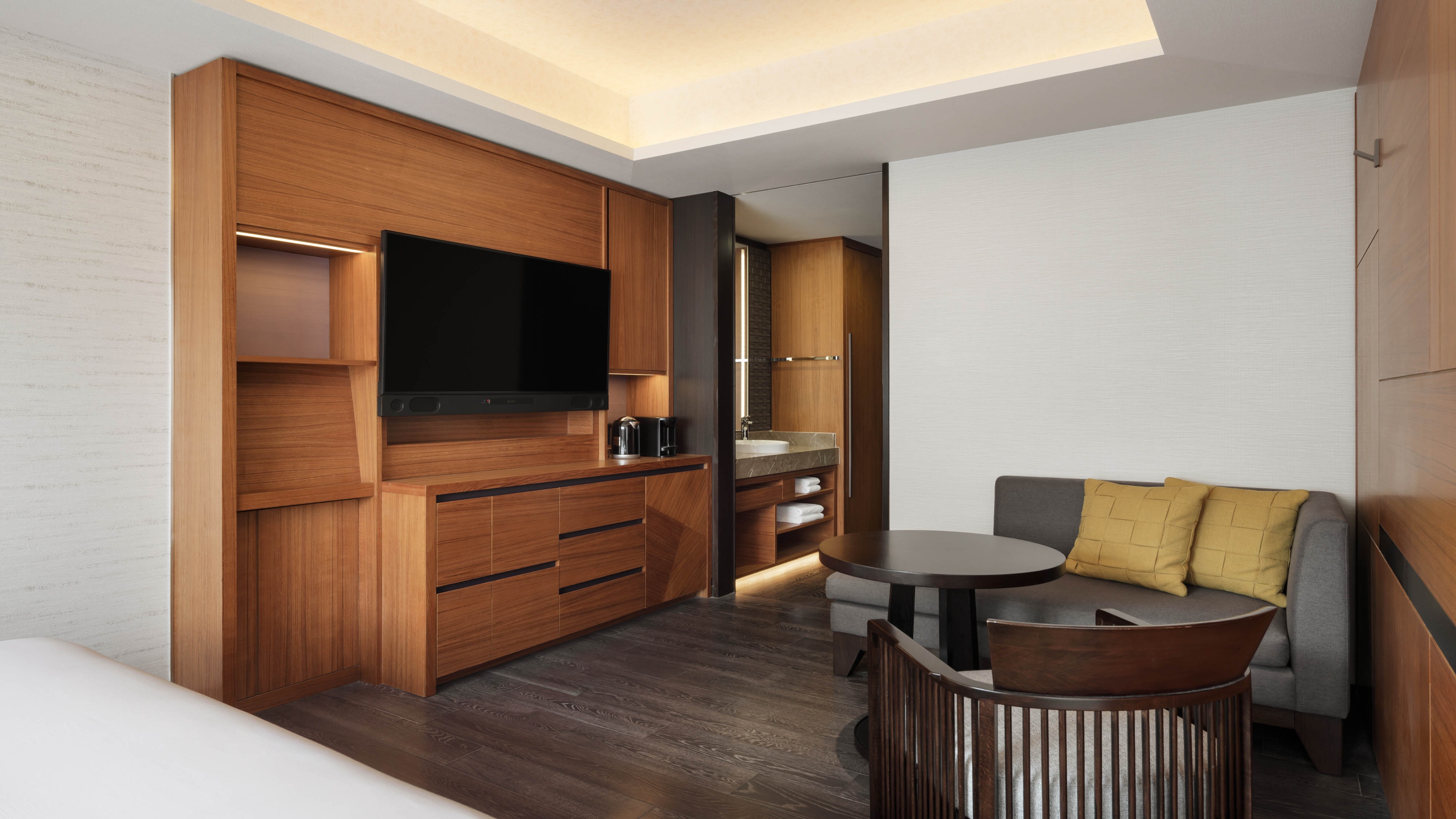 ワイドキング　ラージャーゲストルーム