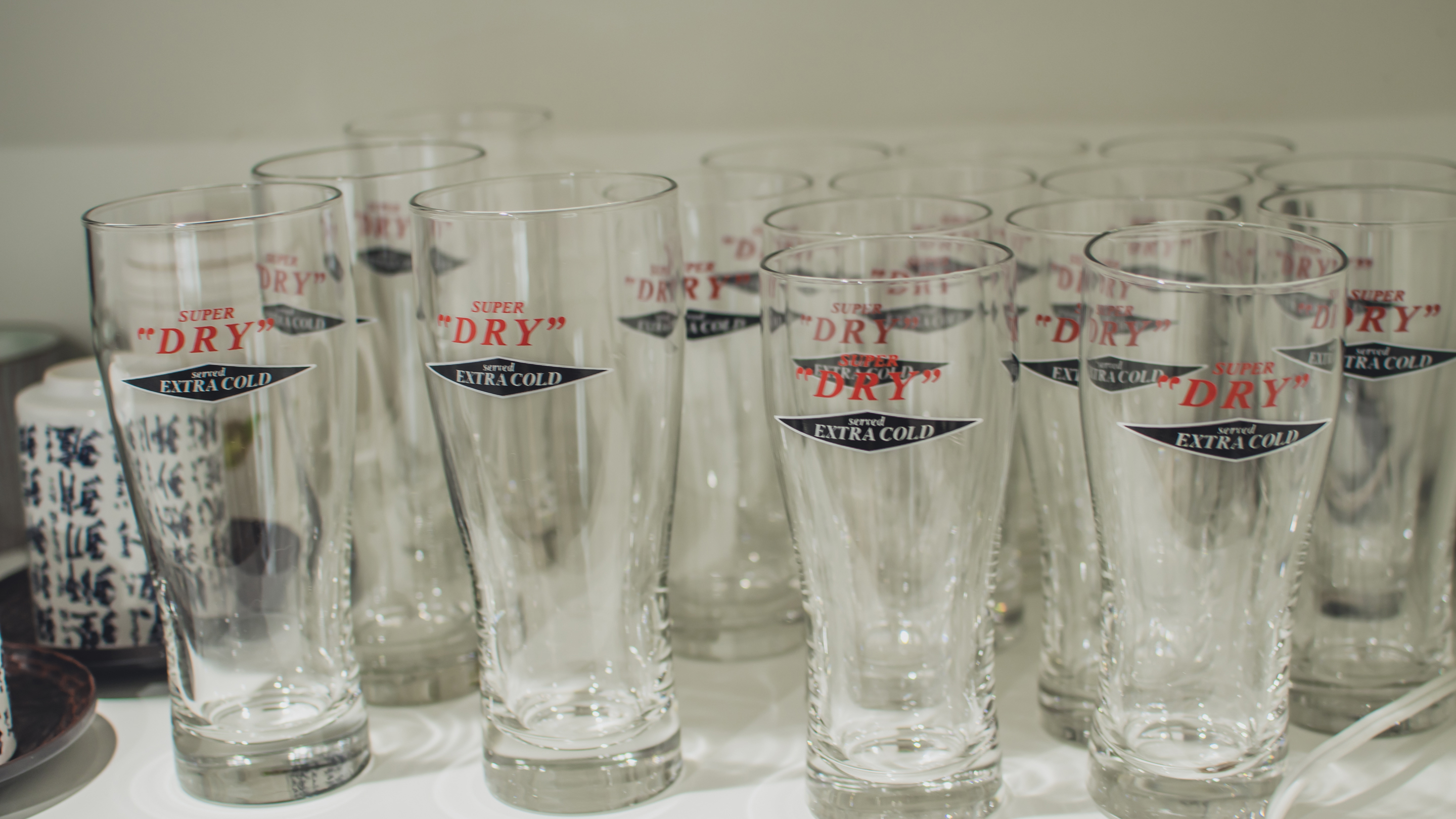 キッチングラス