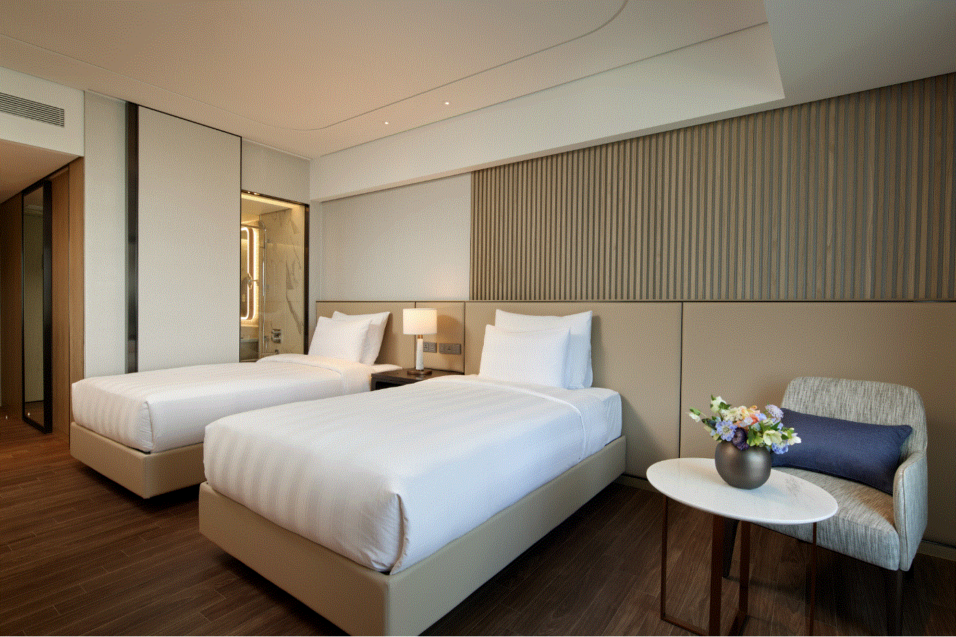 Day6 lotte world ロッテワールドホテル ポーチ ロッテ ホテル ワールド 口コミ、宿泊料金、写真 2025 - エクスペディア