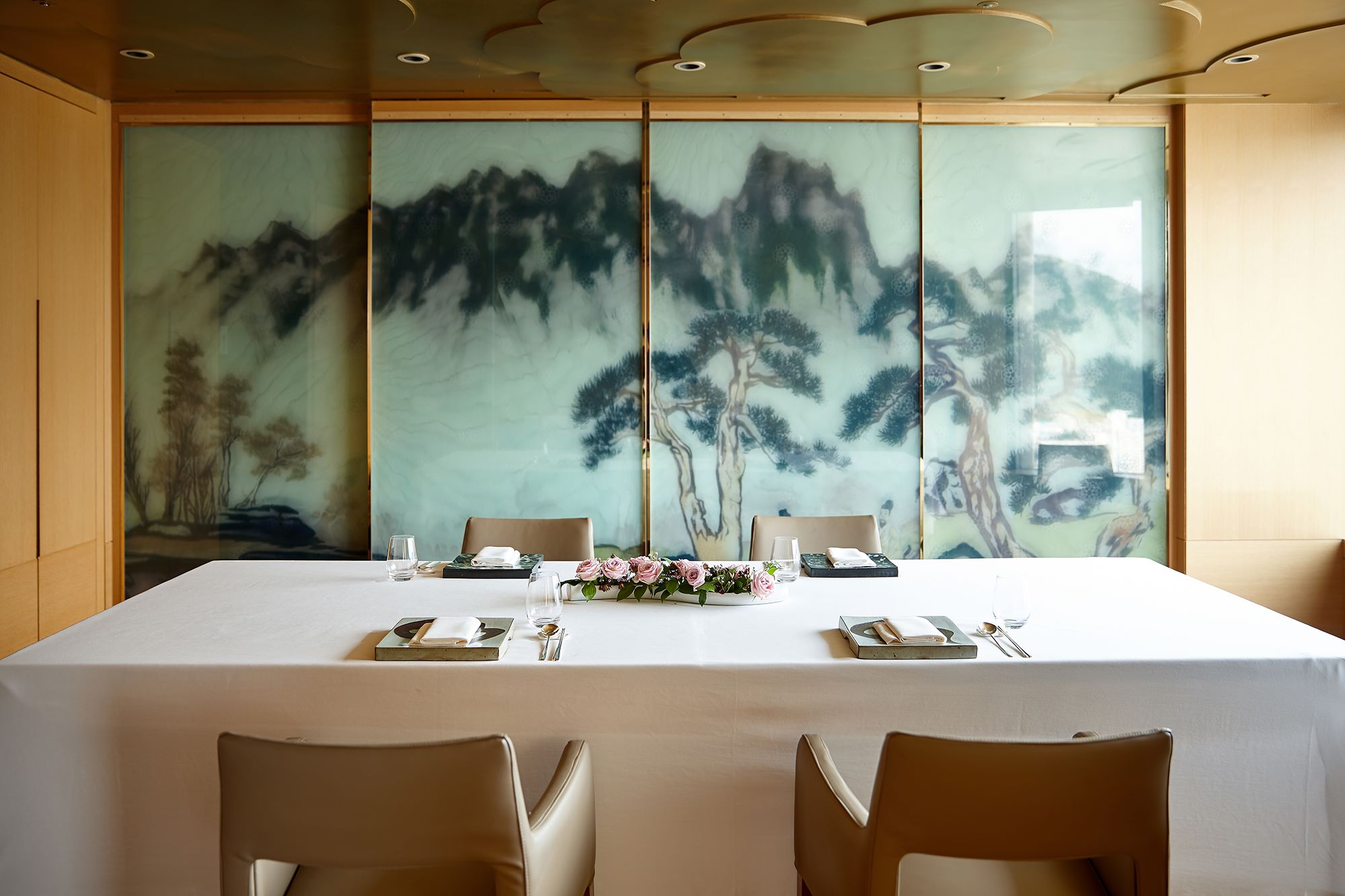 韓国レストラン 「ムグンファ」