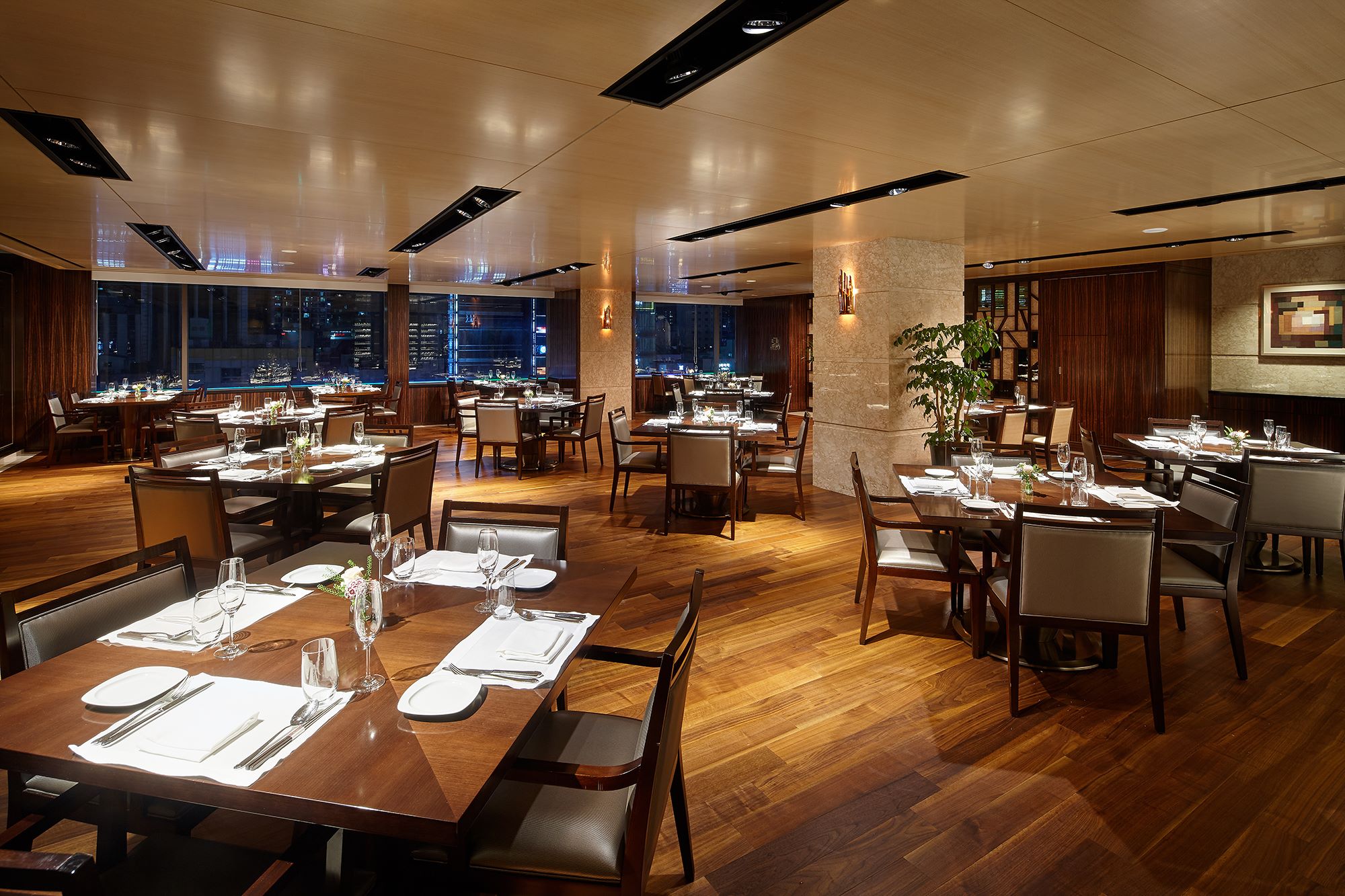 中華レストラン 「桃林」